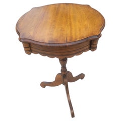 1960s Vintage Pedestal Tripod Scroll Feet Maple Side Table or Lamp Table