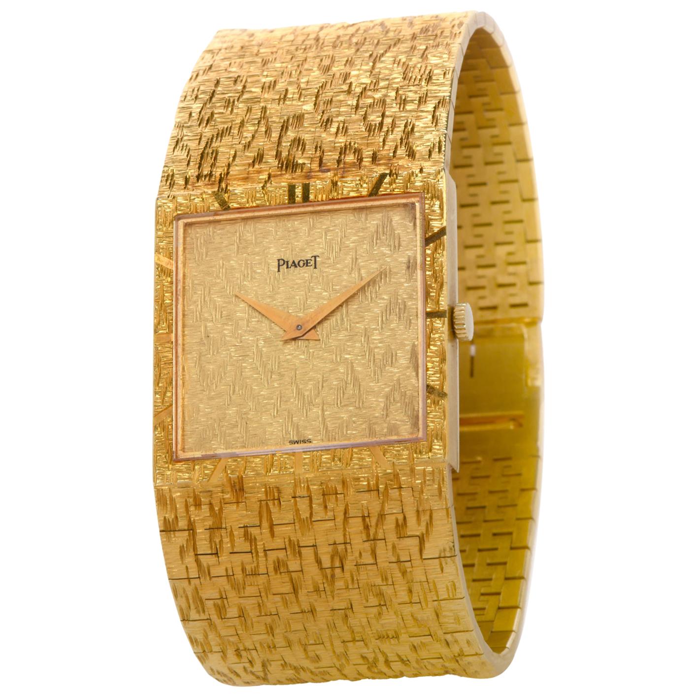 1960s Vintage Piaget Ref. 935A68 18 Karat Yellow Gold Textured Watch