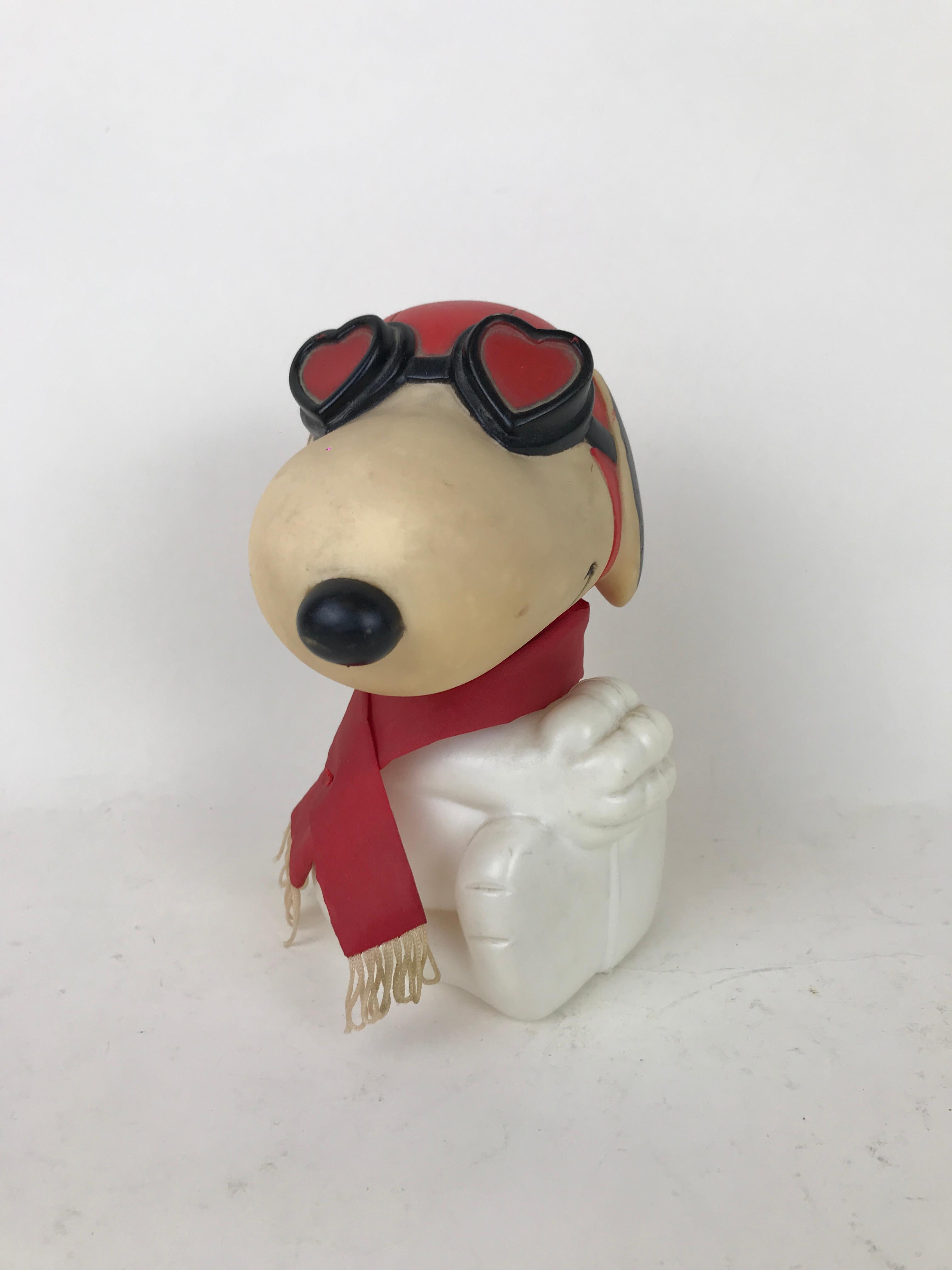 snoopy with goggles