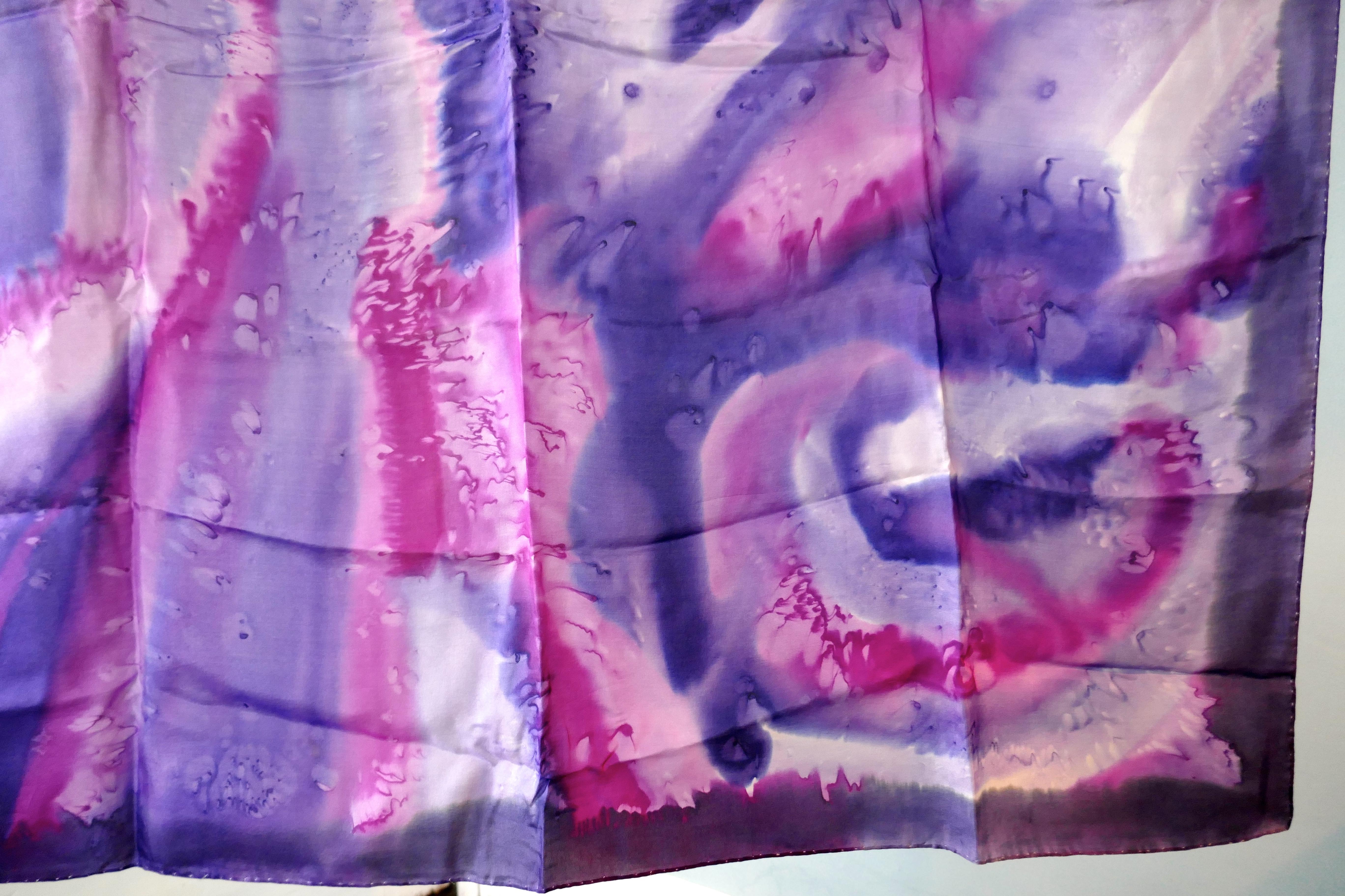 1960s Vintage Retro Silk Chiffon Scarf, Tie Dyed Mauve, Cerise and Pink, Psychedelic 

Traditional Hippy Fashion Piece, Tie Dyed Wonderfull strong colours
100% silk 
Silk Chiffon
The Scarf is 34”x 34”
Hand Rolled Hems

Vintage unworn good condition