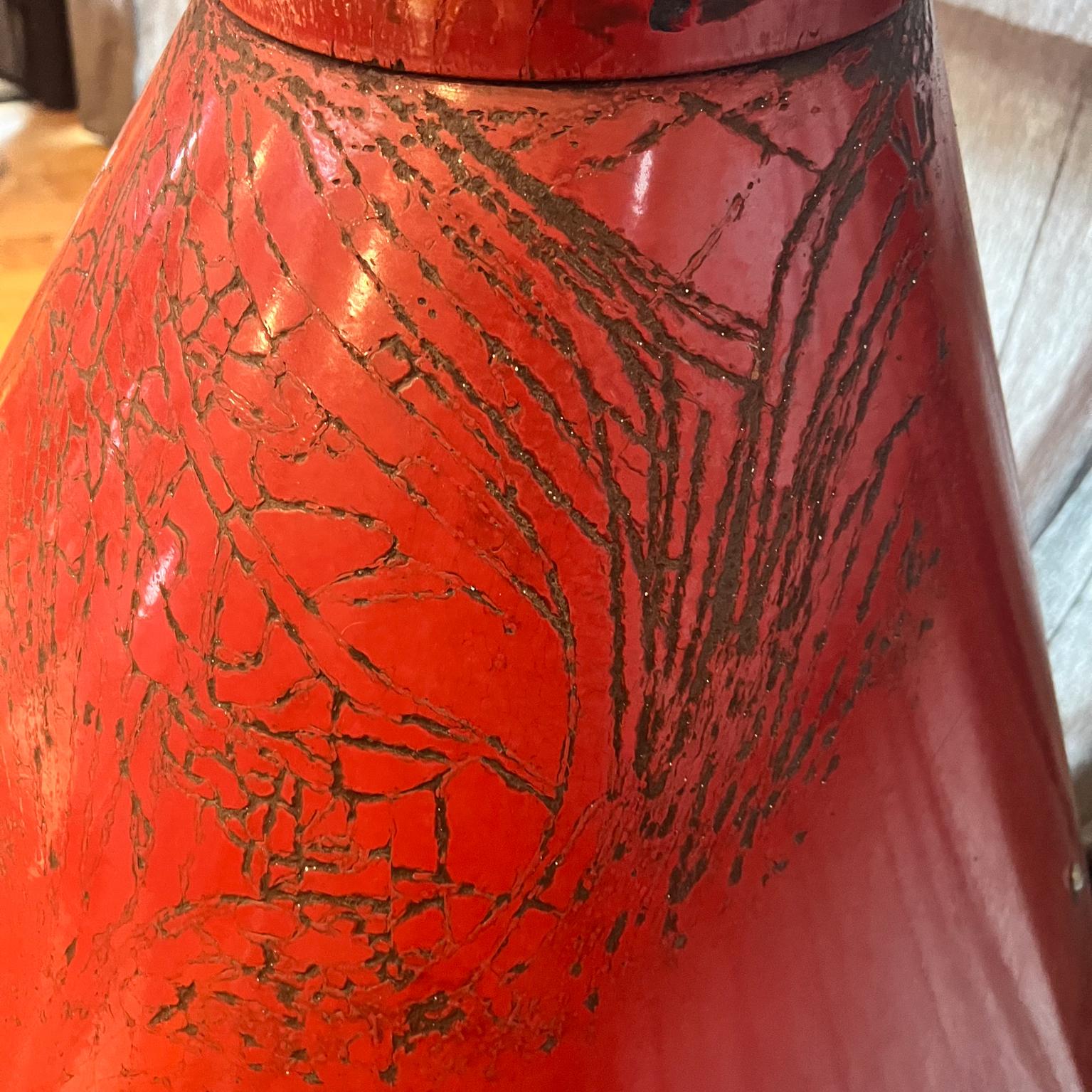 Chimenea cónica esmaltada roja vintage de los años 60, independiente en venta 9