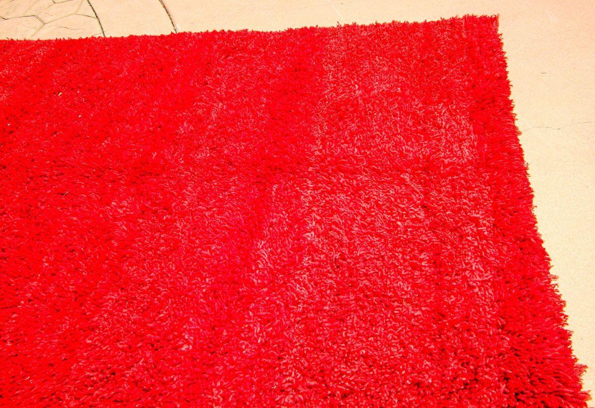 1960s Vintage Red Ethnic Moroccan Fluffy Rug Bed of Roses For Sale 3