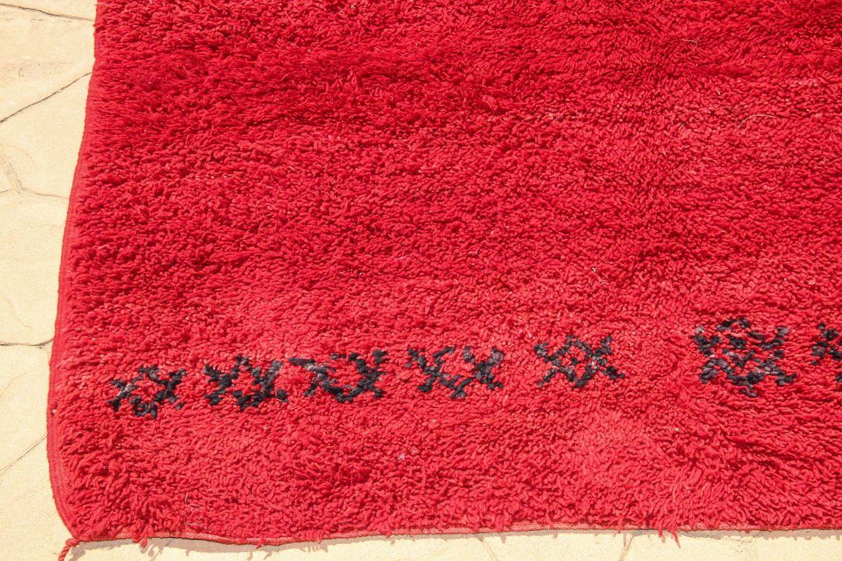 Hand-Crafted 1960s Vintage Red Ethnic Moroccan Fluffy Rug Bed of Roses For Sale