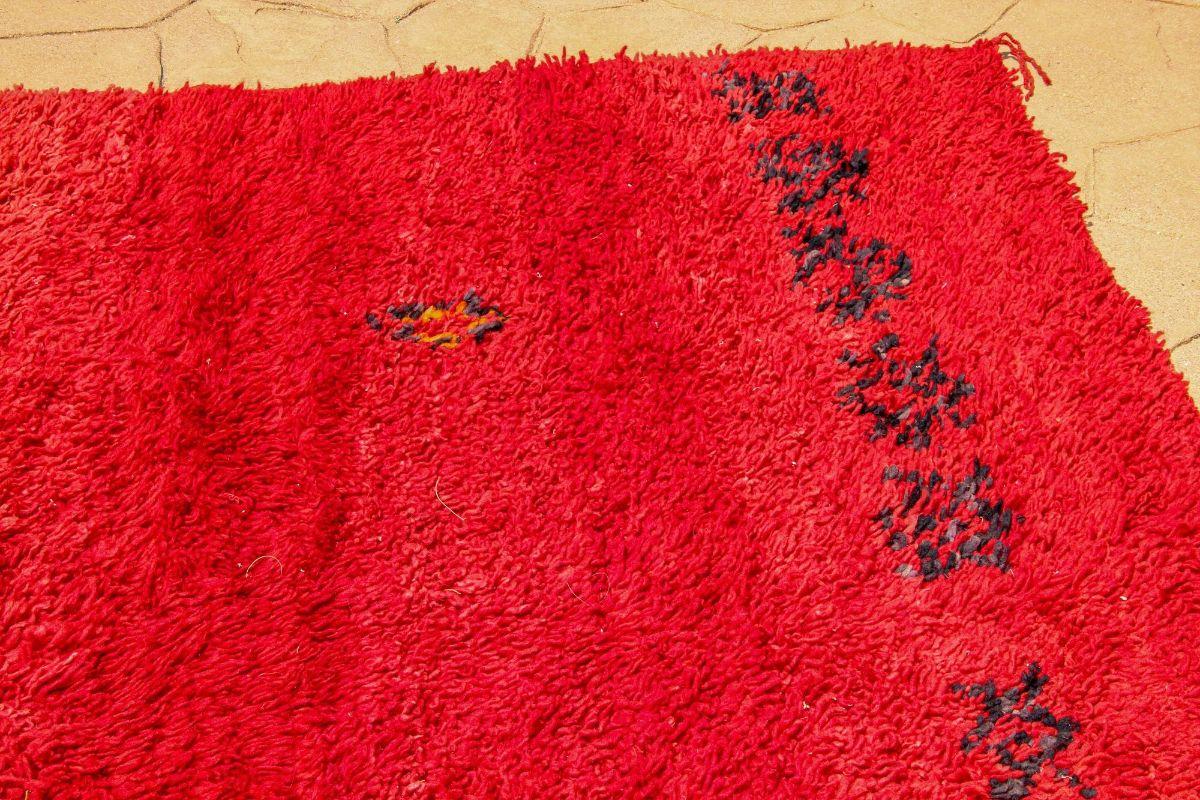 1960s Vintage Red Ethnic Moroccan Fluffy Rug Bed of Roses In Good Condition For Sale In North Hollywood, CA