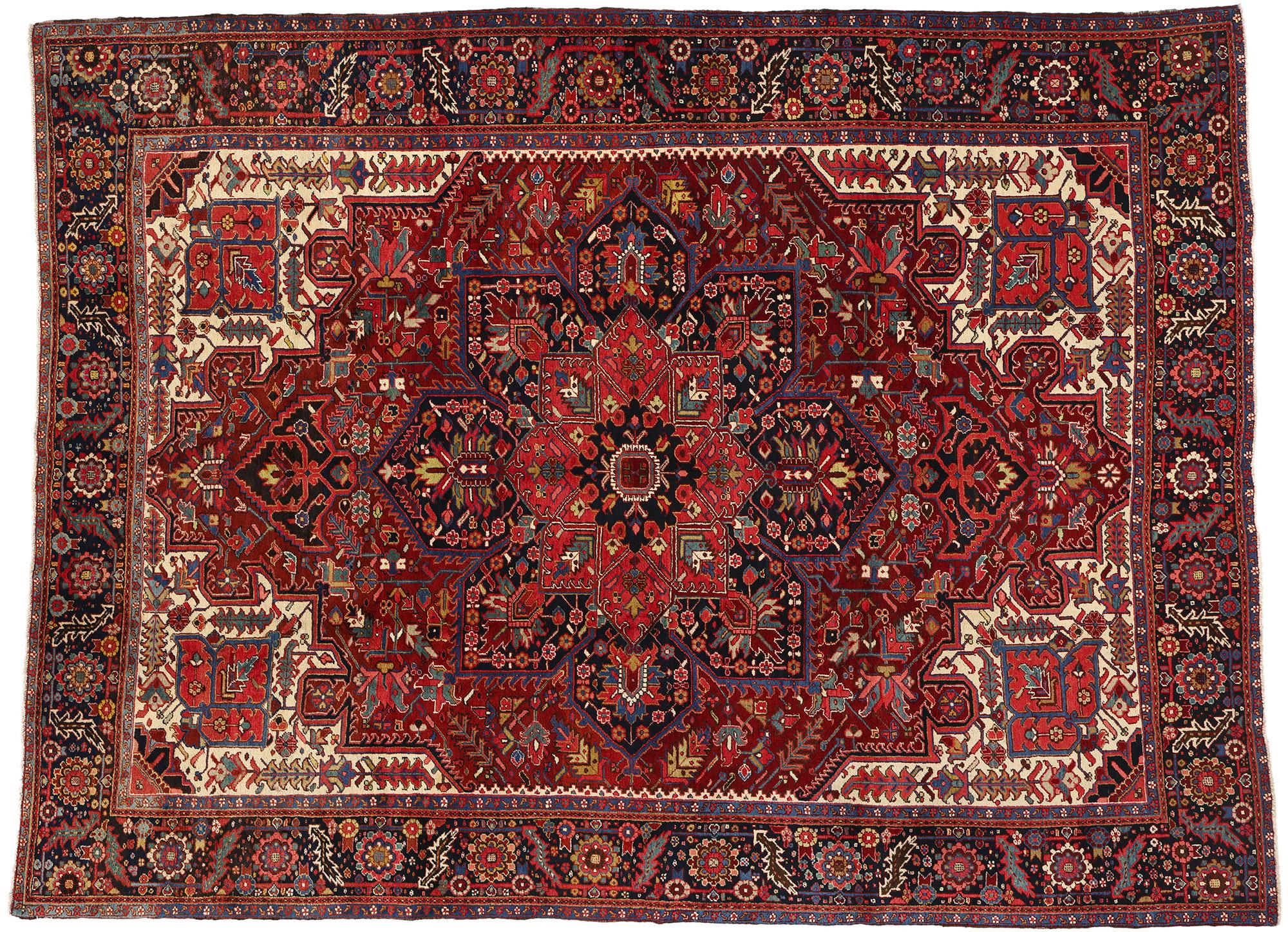 1960s Vintage Red Persian Wool Rug Heriz Carpet For Sale 4