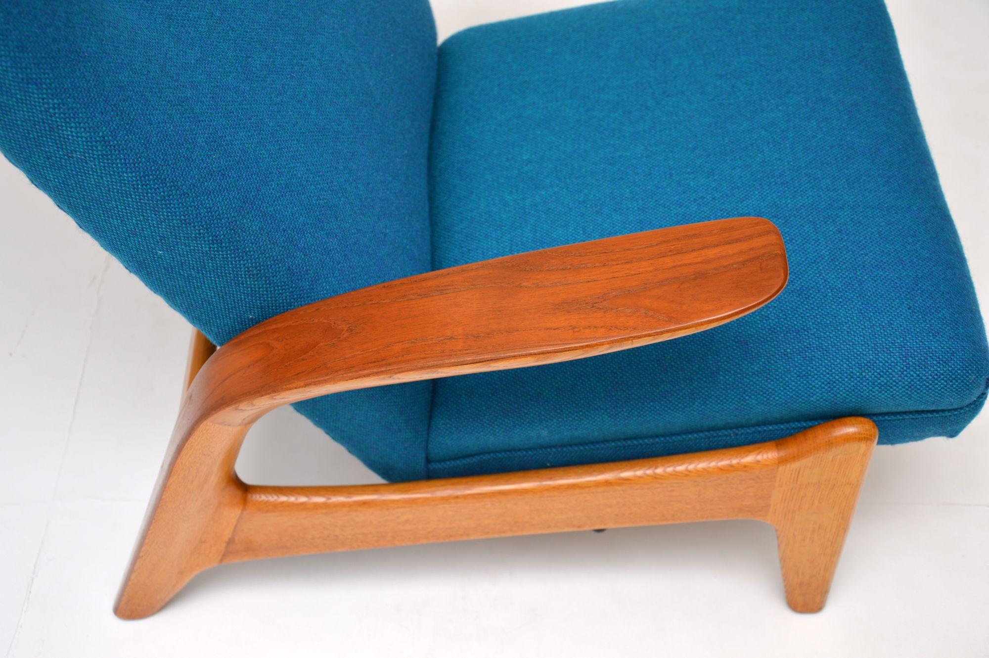 1960s Vintage Rock ‘n’ Rest Armchair by Rastad & Relling In Good Condition In London, GB