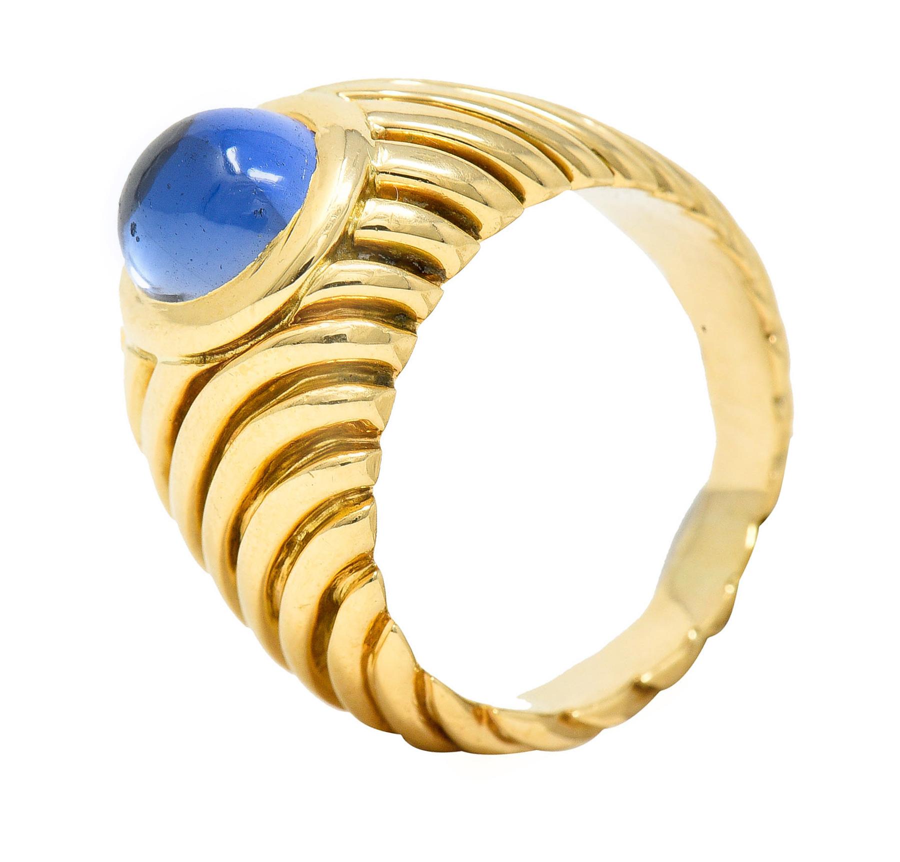 1960's Vintage Sapphire Cabochon 18 Karat Gold Unisex Gemstone Ring 5