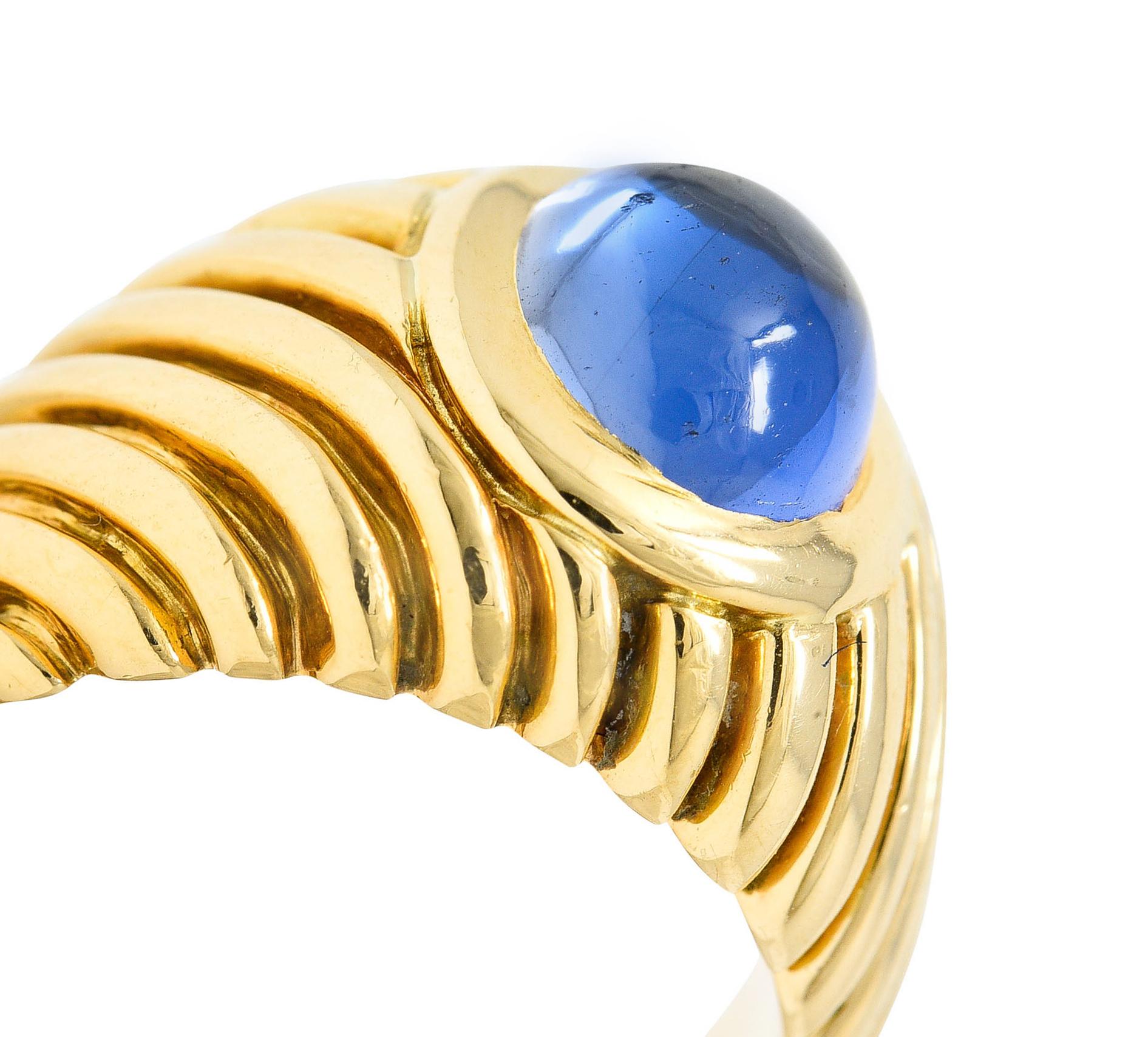 1960's Vintage Sapphire Cabochon 18 Karat Gold Unisex Gemstone Ring 3