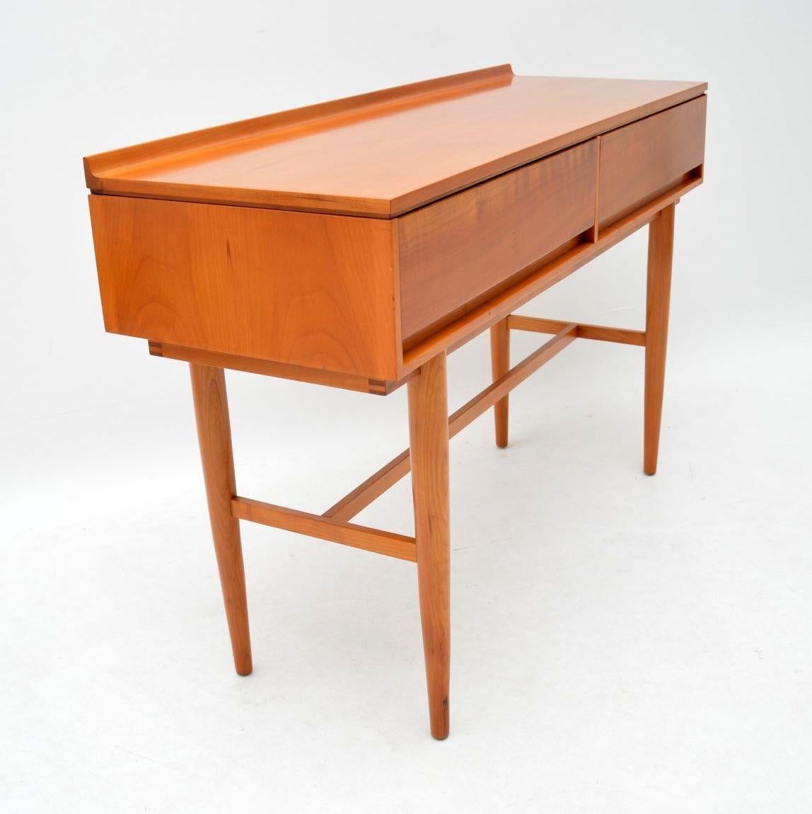 Mid-Century Modern 1960s Vintage Satin Wood Side Table by Beresford & Hicks