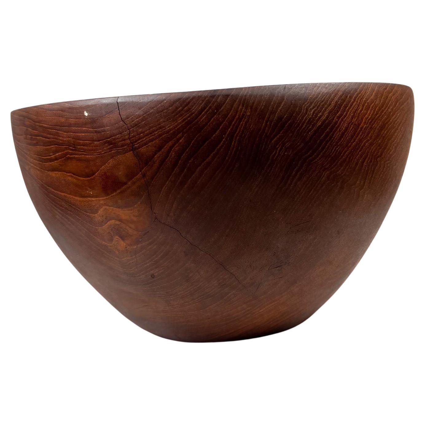 1960s Vintage Sculptural Teakwood Bowl
Preowned original unrestored vintage condition. Hairline crack on bowl
12.25 diameter x 6.63 h
Review all images.