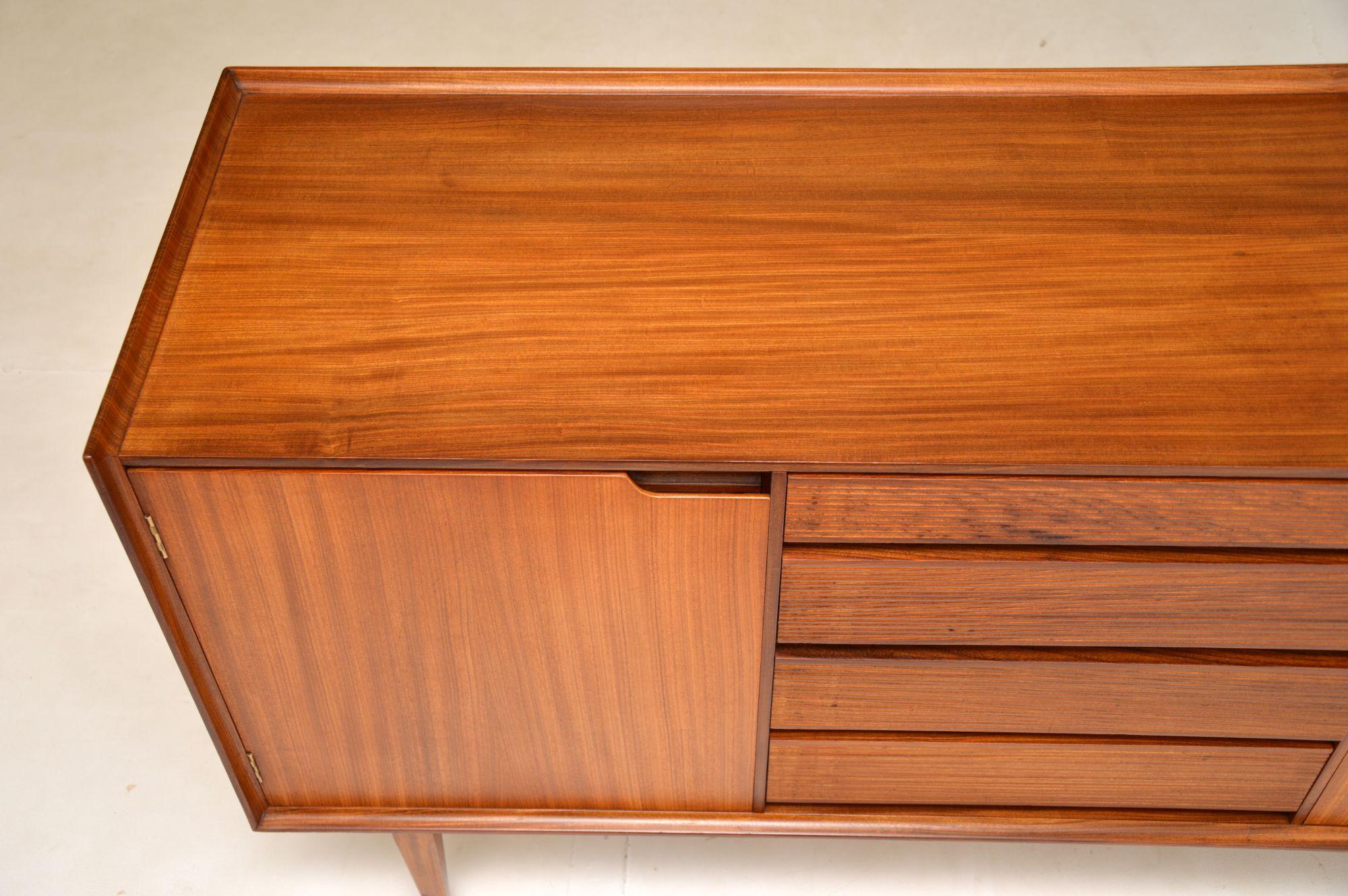 1960's Vintage Sideboard by Richard Hornby 2