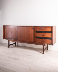 1960s Vintage Sideboard Sideboard in Teak Wood Design by Fratelli Proserpio