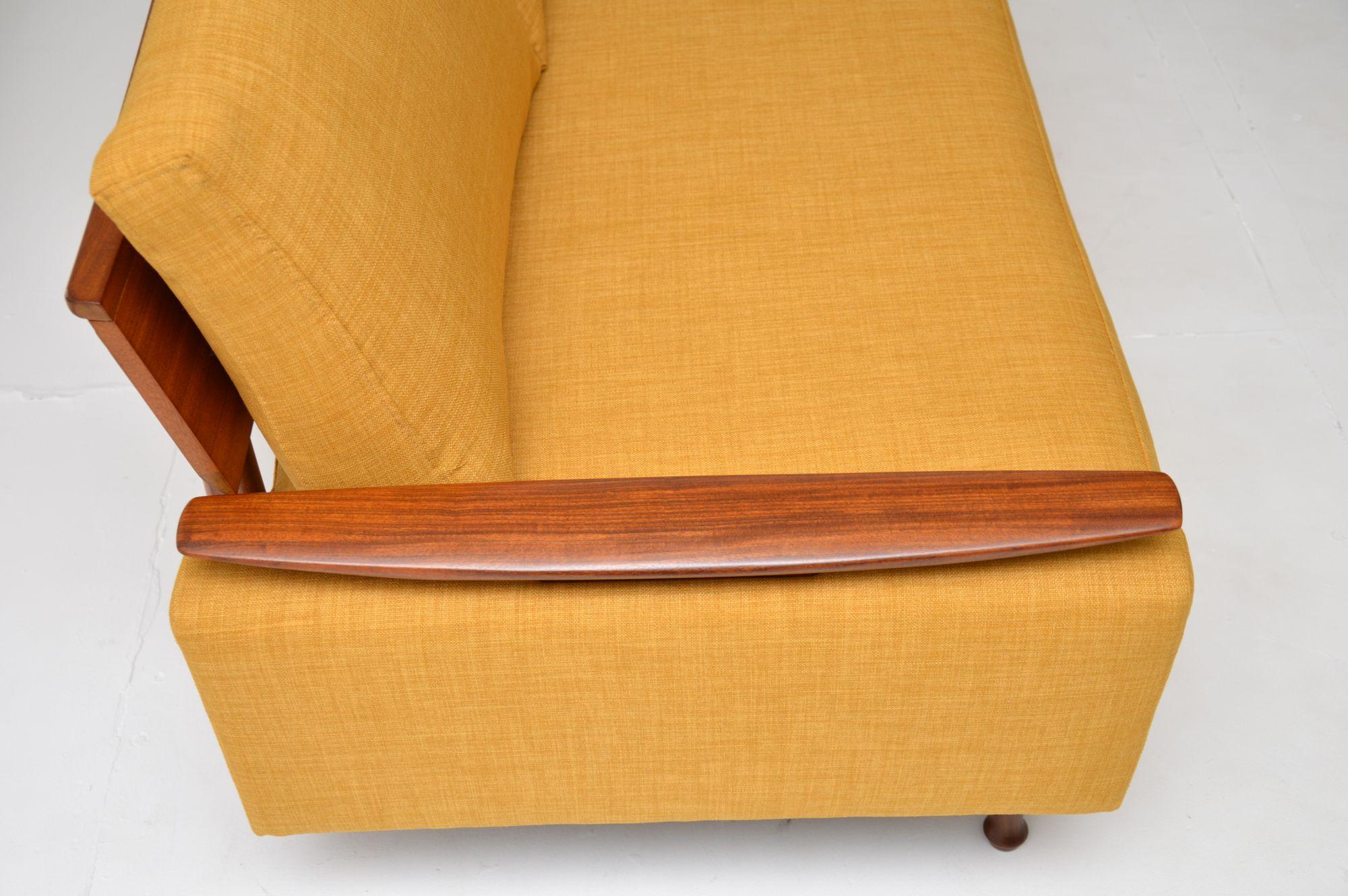 1960's Vintage Sofa Bed by Greaves & Thomas In Good Condition In London, GB