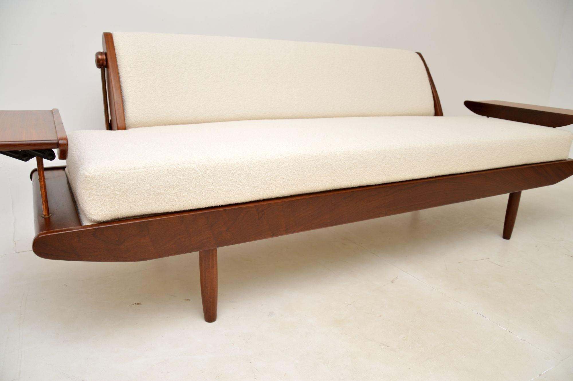 1960's Vintage Sofa Bed by Toothill For Sale 2
