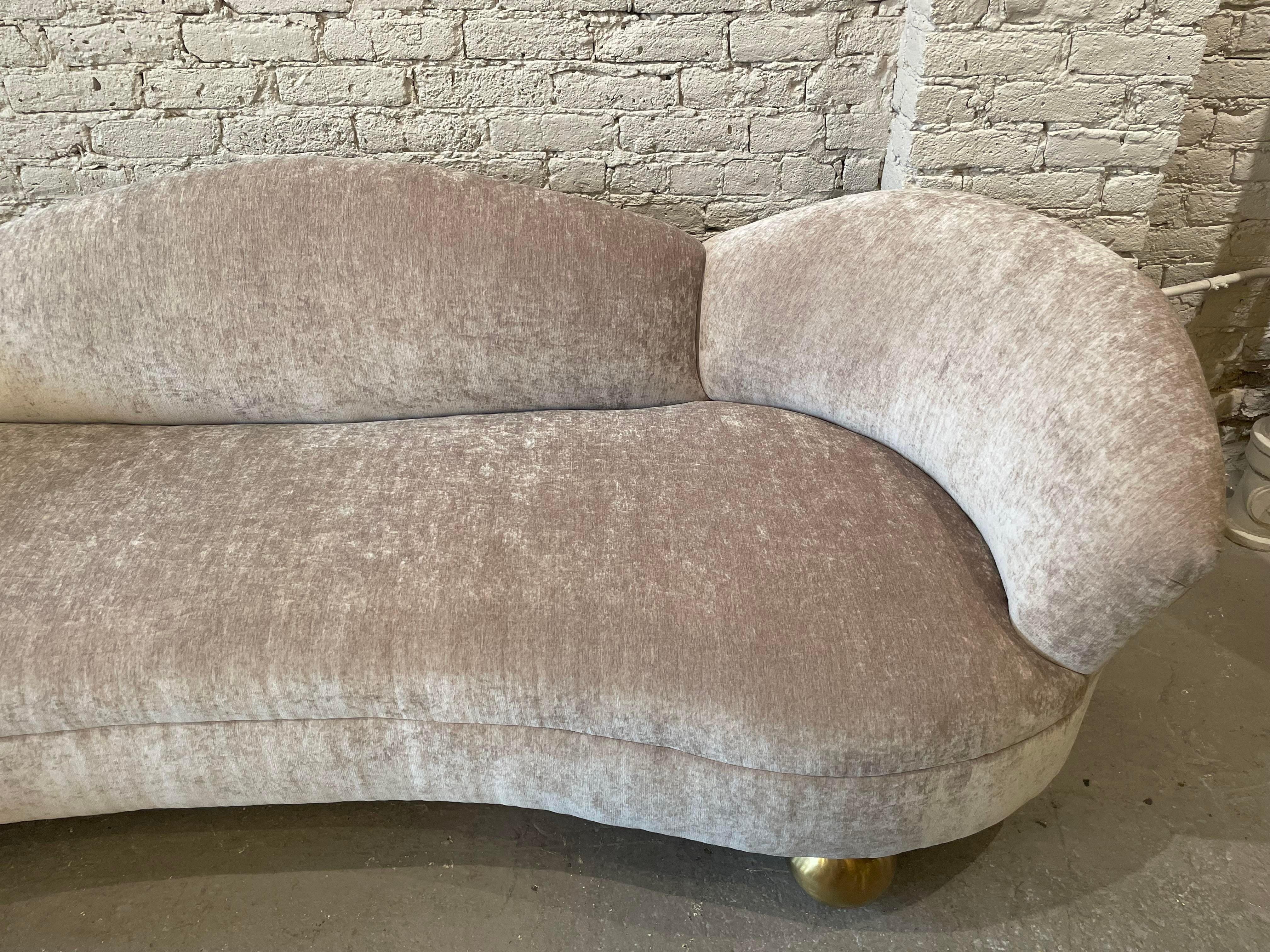 1960er Vintage Sofa - neu gepolstert (Mitte des 20. Jahrhunderts) im Angebot