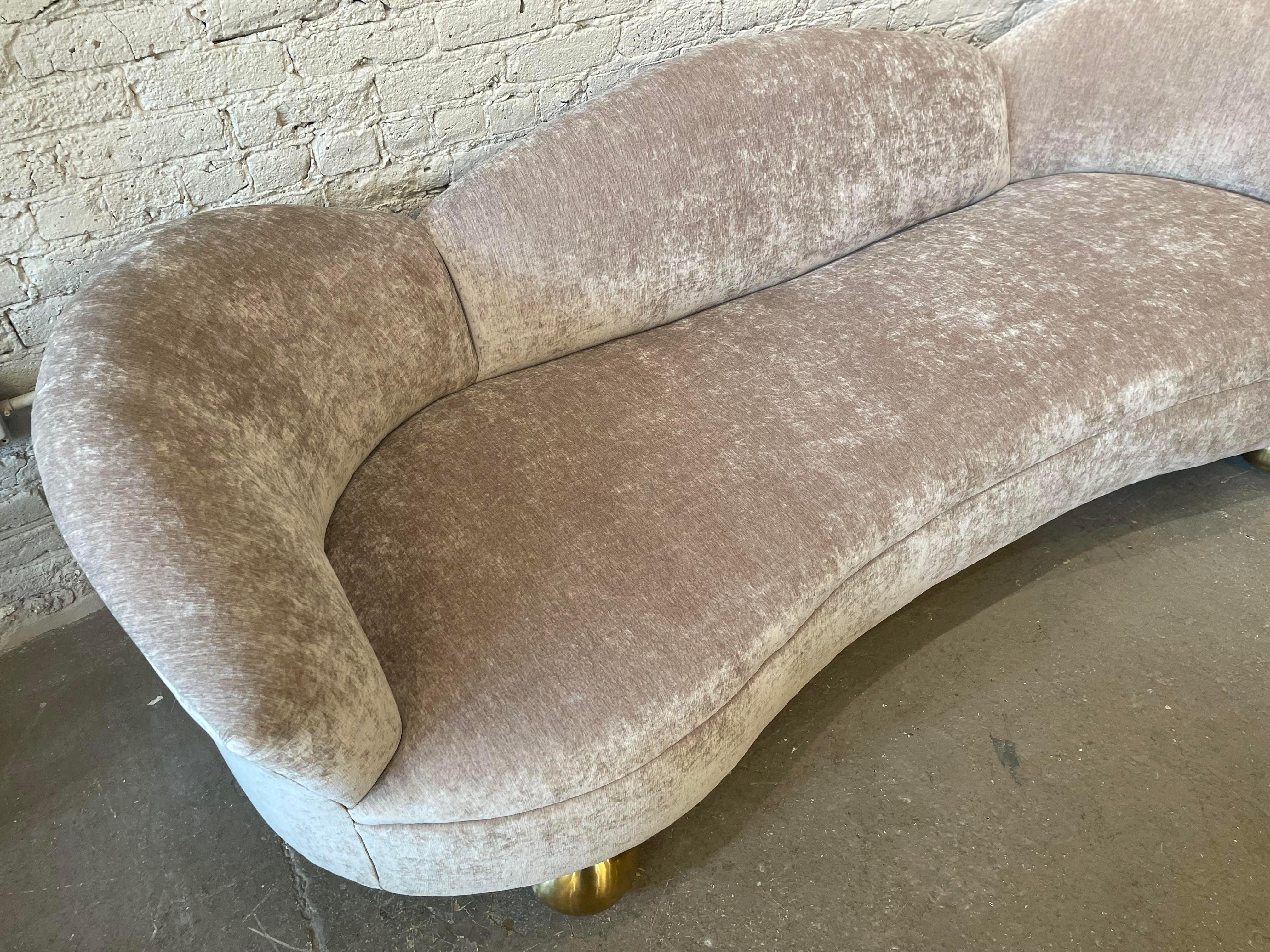 1960er Vintage Sofa - neu gepolstert im Angebot 2