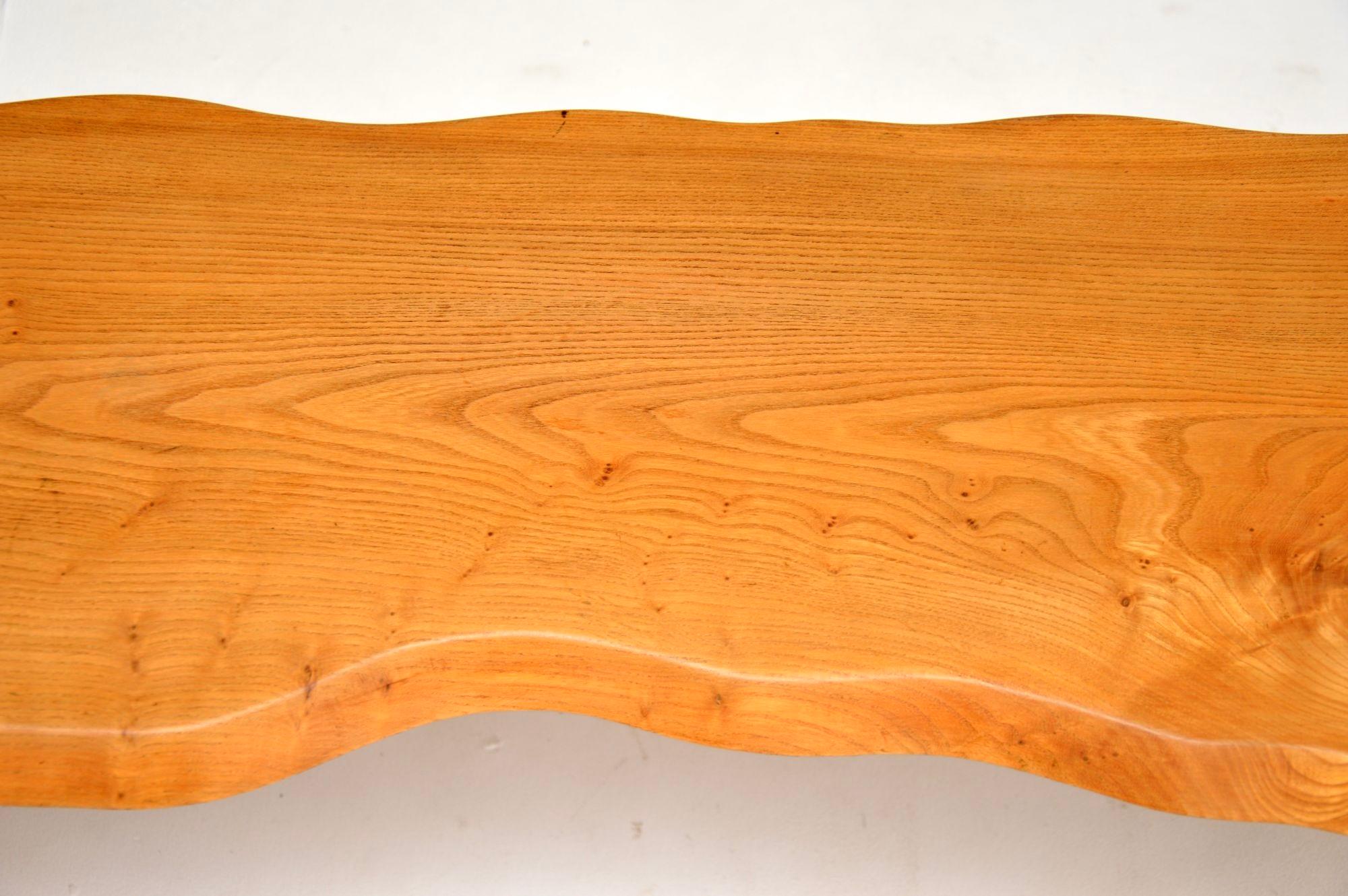 Orme Table basse en orme massif vintage des années 1960 en vente