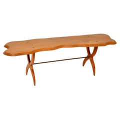 Table basse vintage en orme massif des années 1960