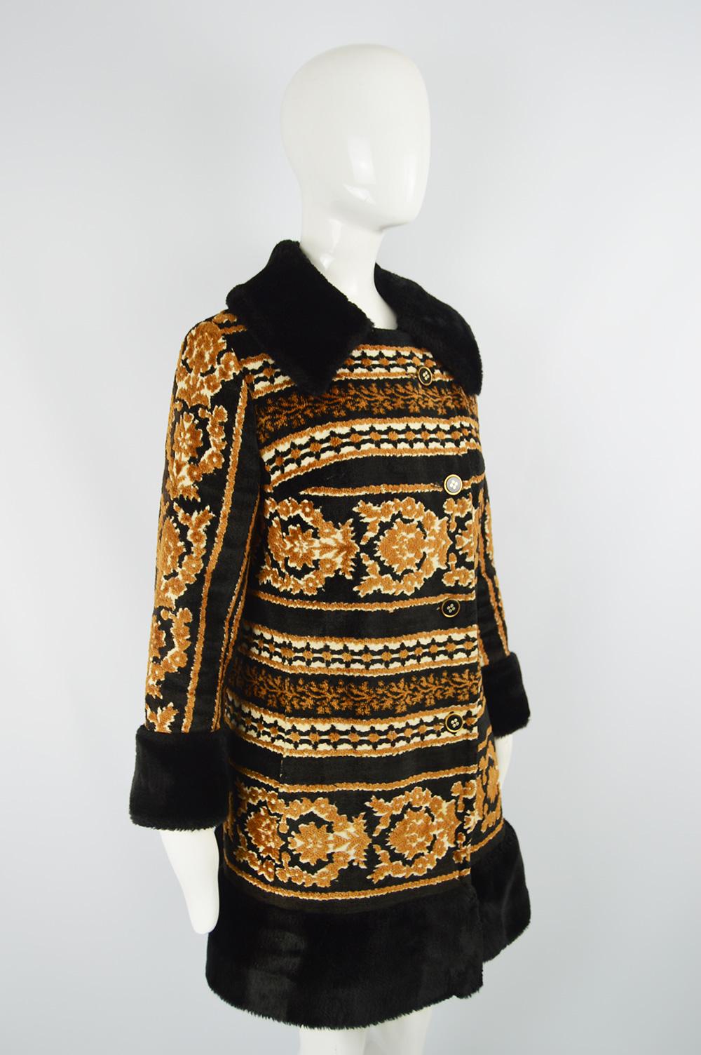 1960s Vintage Tapestry & Black Faux Fur Black & Orange Boho Carpet Coat In Good Condition In Doncaster, South Yorkshire