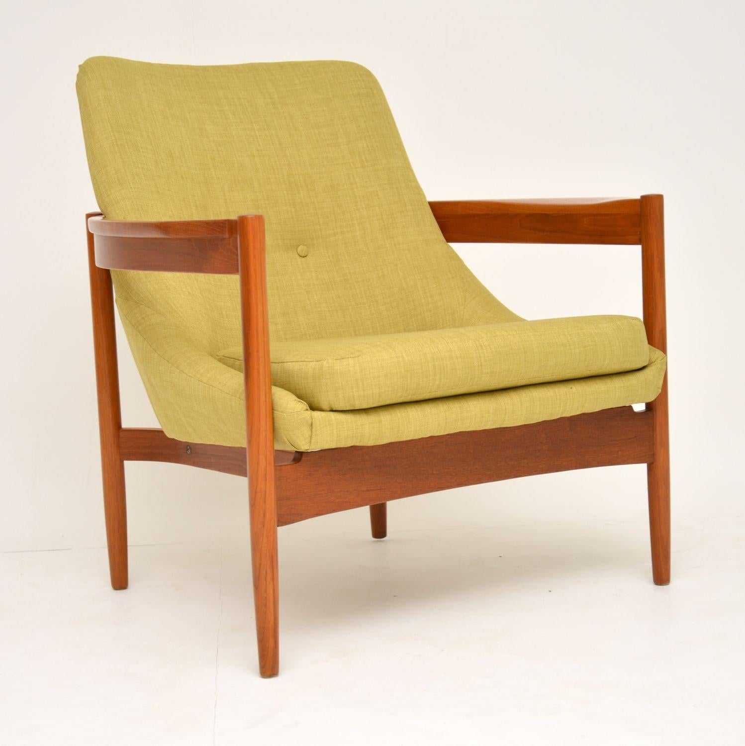 1960s Vintage Teak ‘Delta’ Armchair by Guy Rogers 4