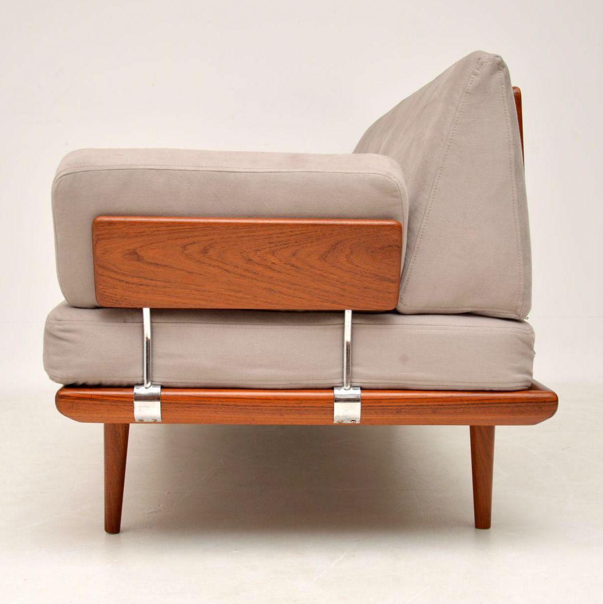 1960s Vintage Teak Sofa / Daybed by Peter Hvidt & Orla Molgaard Nielsen 4