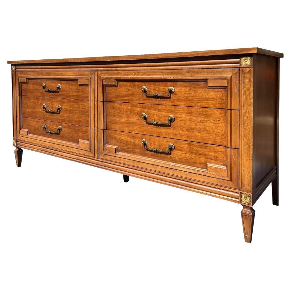 1960s Vintage Thomasville French Provincial Style Dresser Lowboy