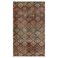 1960er Jahre Türkischer Teppich in Rot, Schwarz Geometrisches Muster von Rug & Kilim