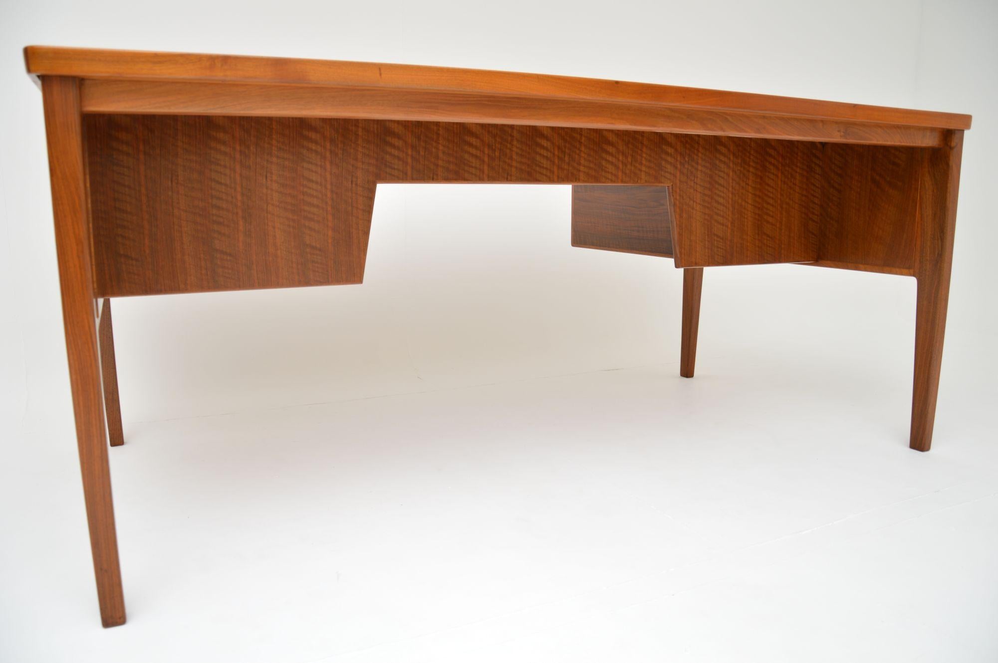 1960's Vintage Walnut Executive Desk by Gordon Russell 6