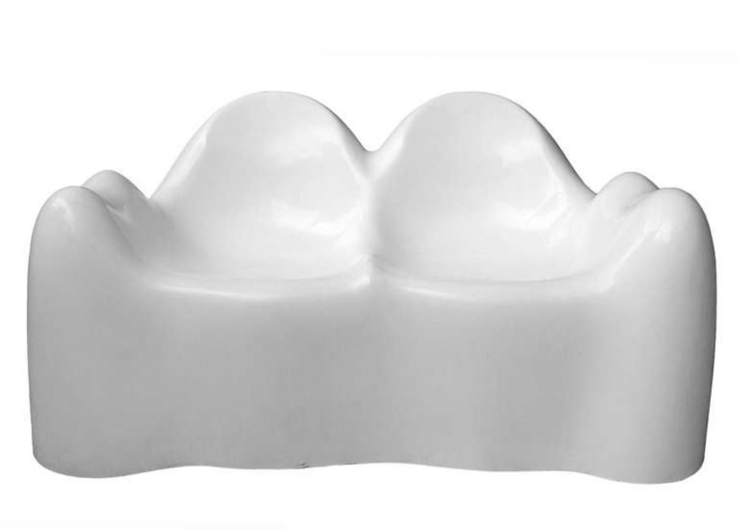 Mid-Century Modern Wendell Castle Molar canapé vintage en fibre de verre blanche organique mi-siècle, années 1960  en vente