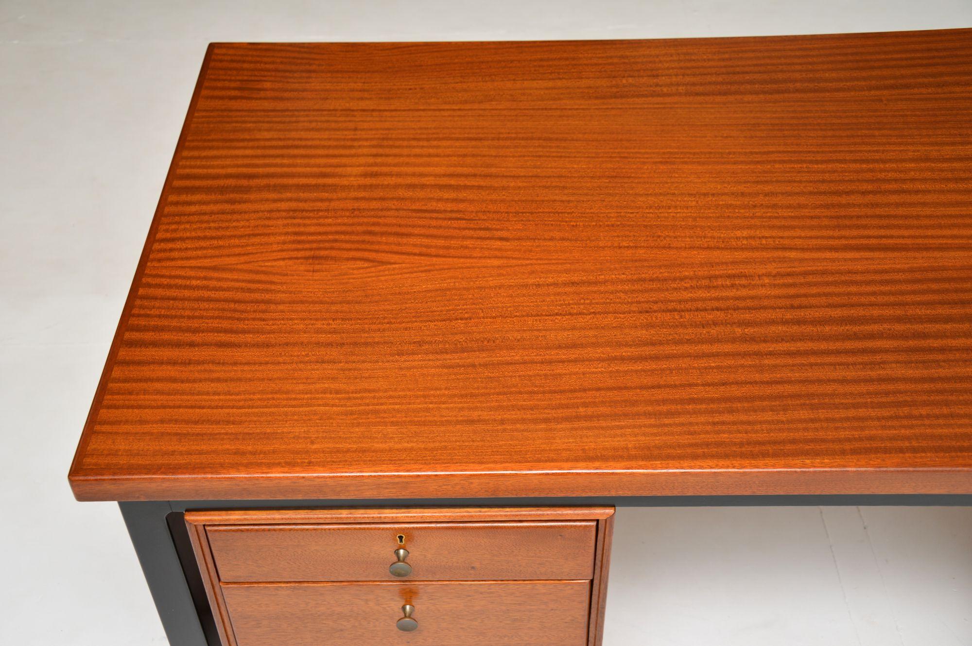 1960's Vintage Wood & Brass Desk In Good Condition In London, GB
