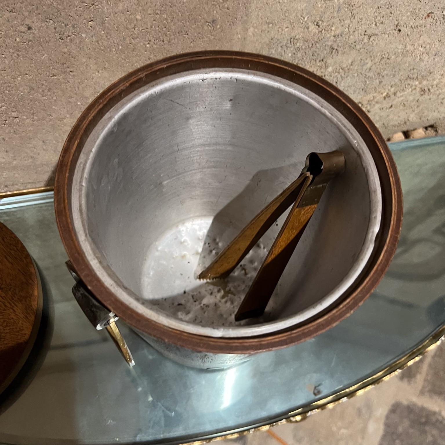 1960s Vintage Teak Brass Ice Bucket Modernist Design Mexico For Sale 4