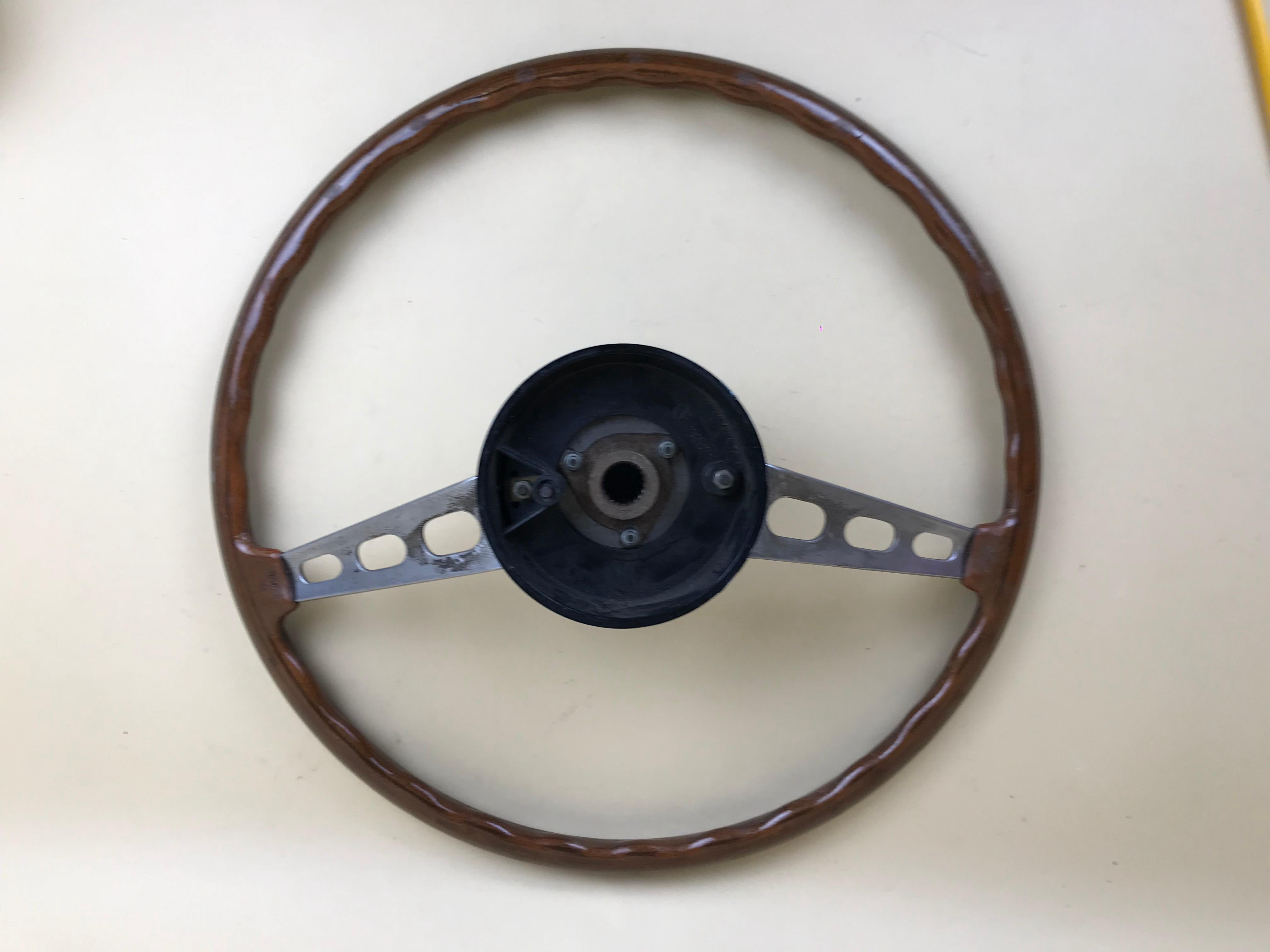 1960s Vintage Wooden and Metal Lancia Steering Wheel Made in Italy For Sale 8