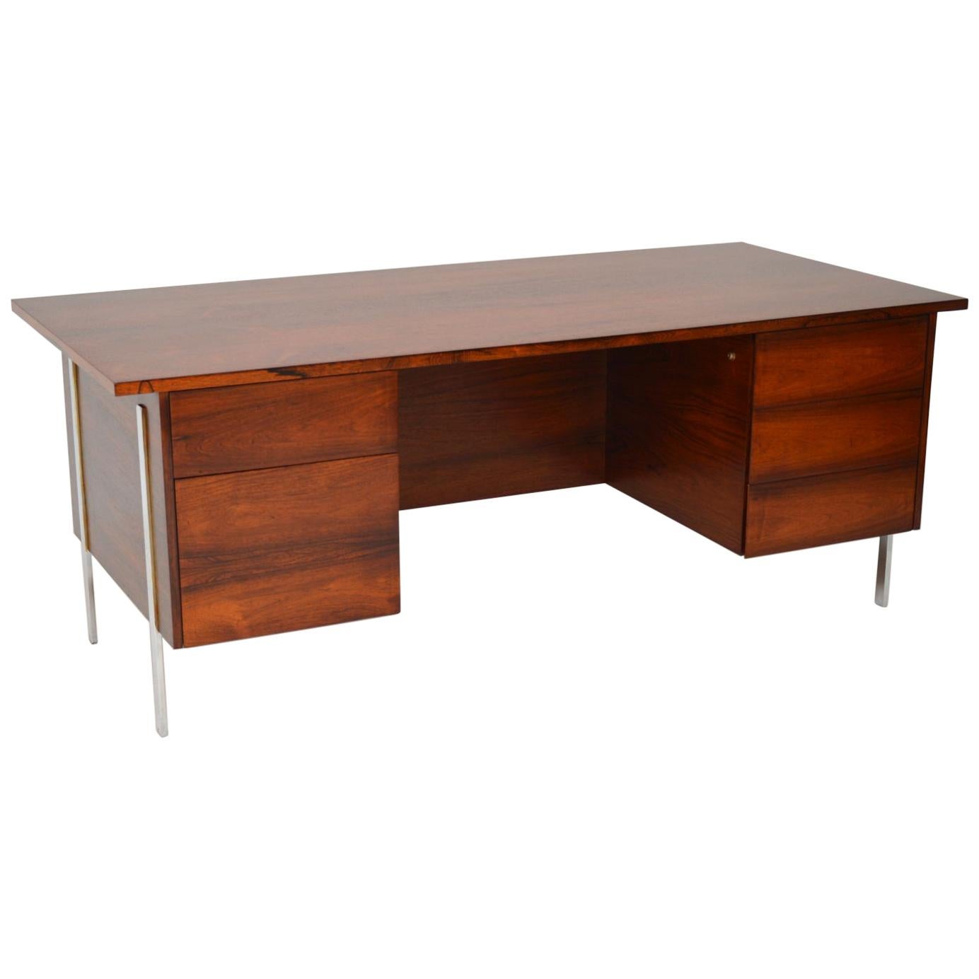 1960s Vintage Wooden / Chrome Executive Desk For Sale at 1stDibs