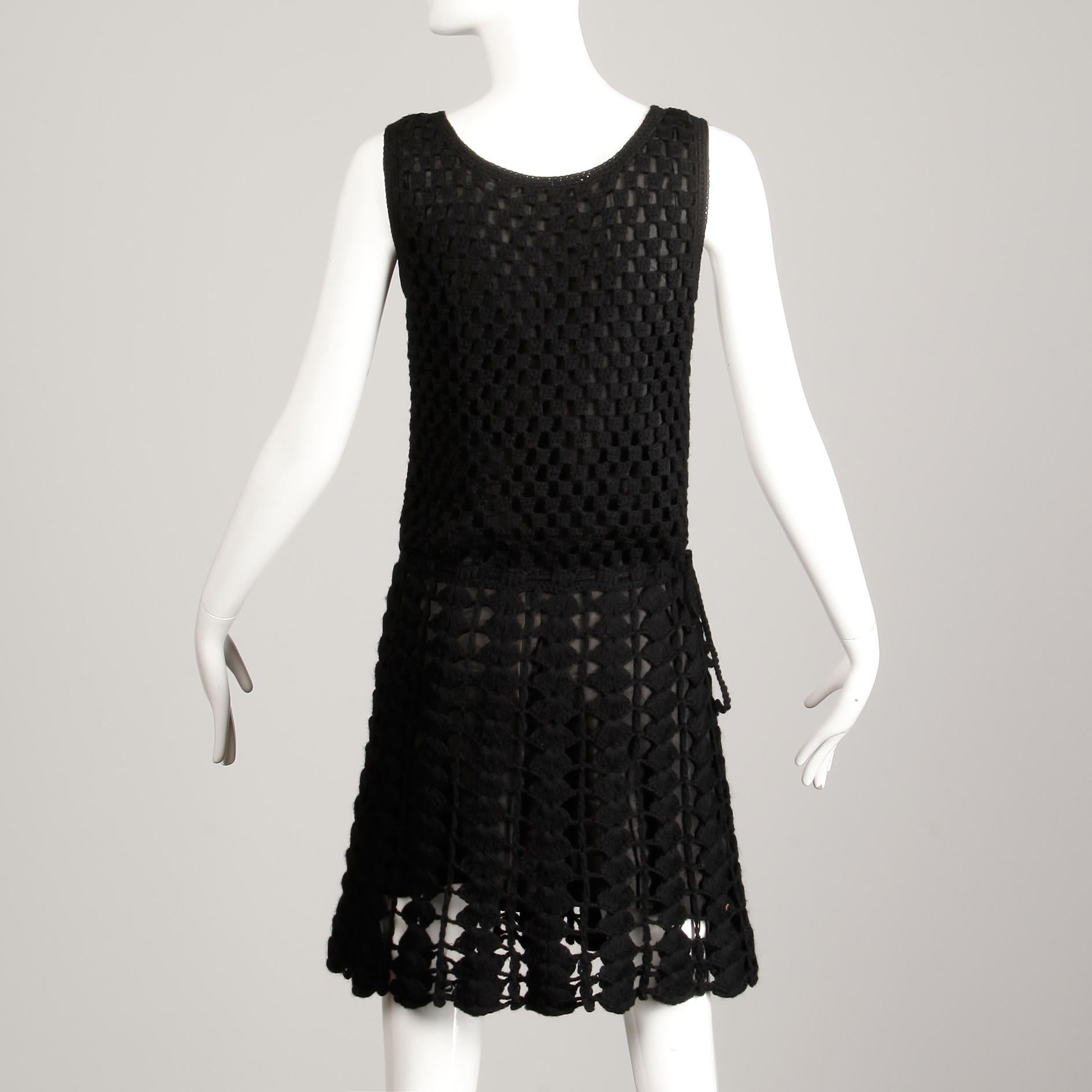 1960s Vintage Wool Hand Crochet Dress In Excellent Condition In Sparks, NV