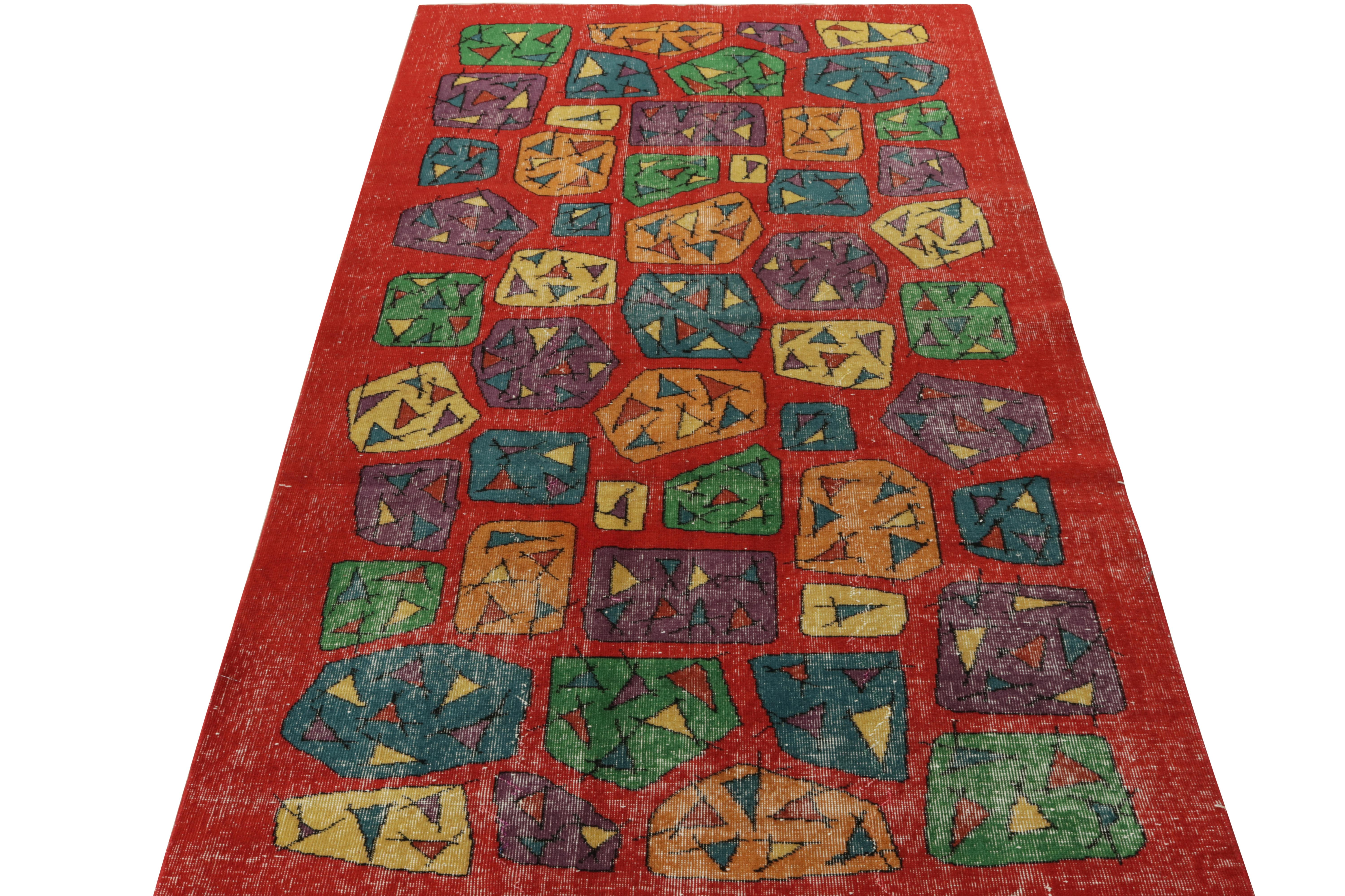 Hand-knotted in wool circa 1960-1970, a distressed style Mid-Century Modern rug from the celebrated artist Zeki Muren with abstract and Art Deco inspirations is one of his latest pieces to join Rug & Kilim’s Mid-Century Pasha collection. This 4x9