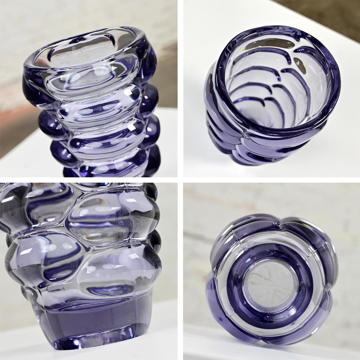 Violette böhmische Glasvase der 1960er Jahre Vladislav Urban für Hermanova Hut Sklo Union im Angebot 1