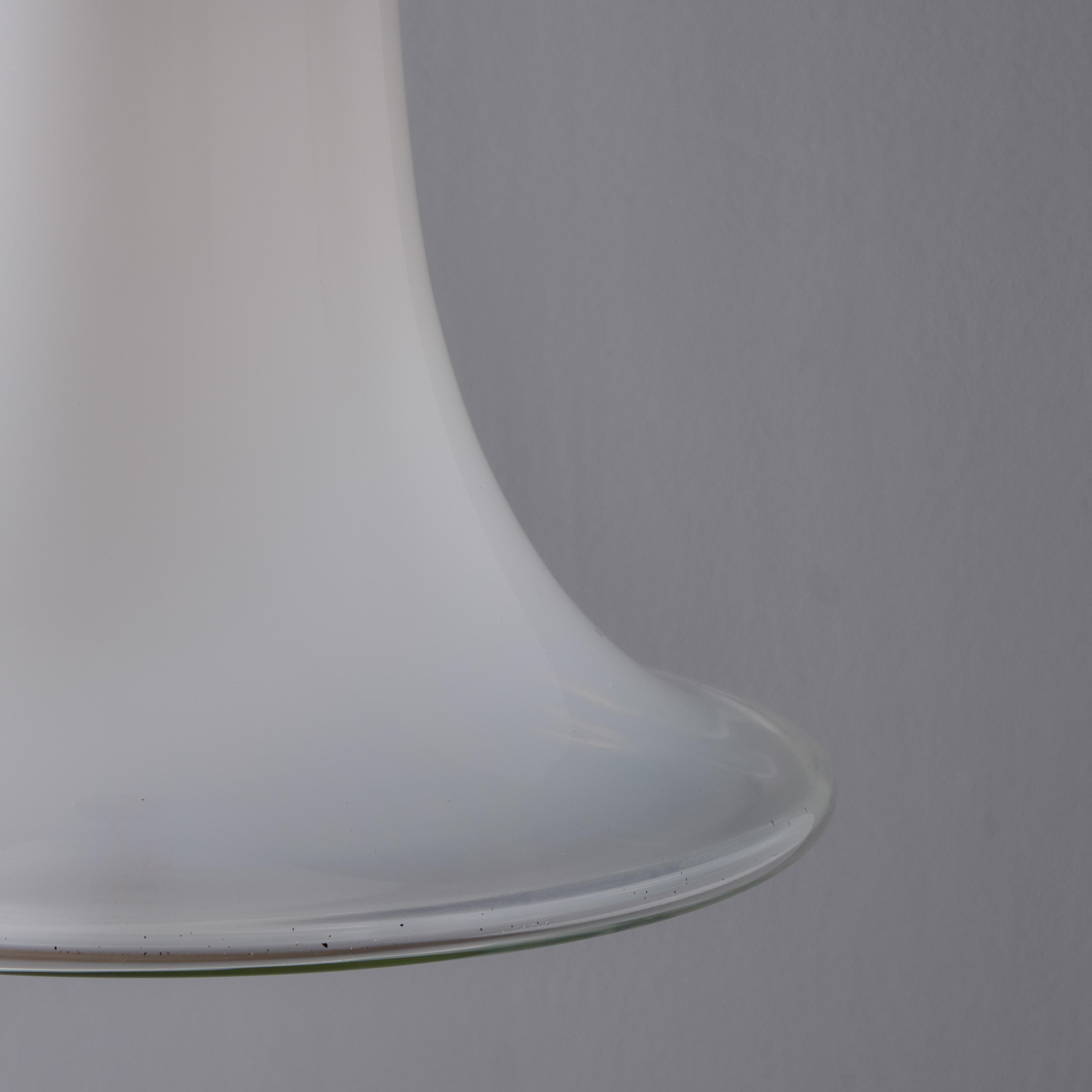Lampada a sospensione in vetro soffiato di Murano Vistosi Model #L261 