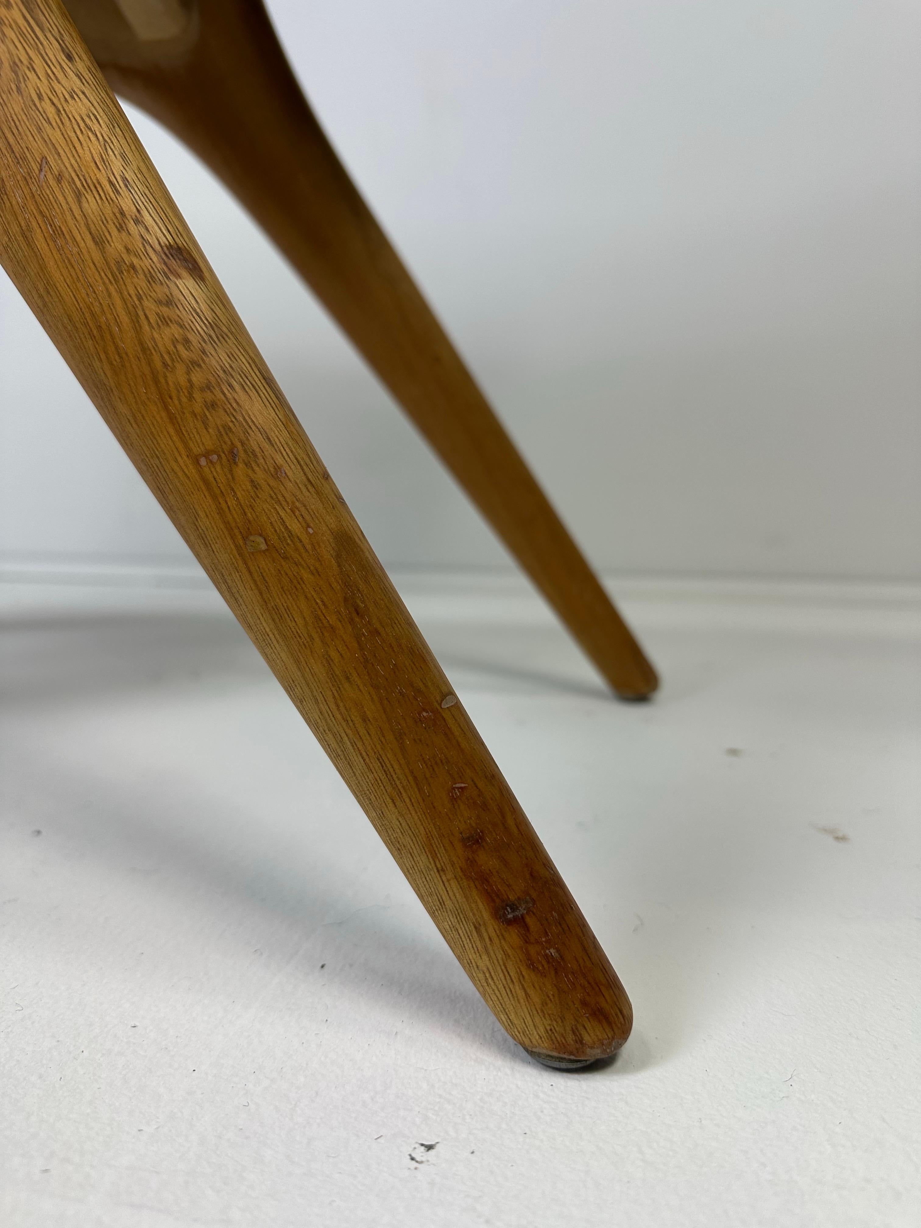 1960's Vladimir Kagan Stool In Good Condition For Sale In Turners Falls, MA