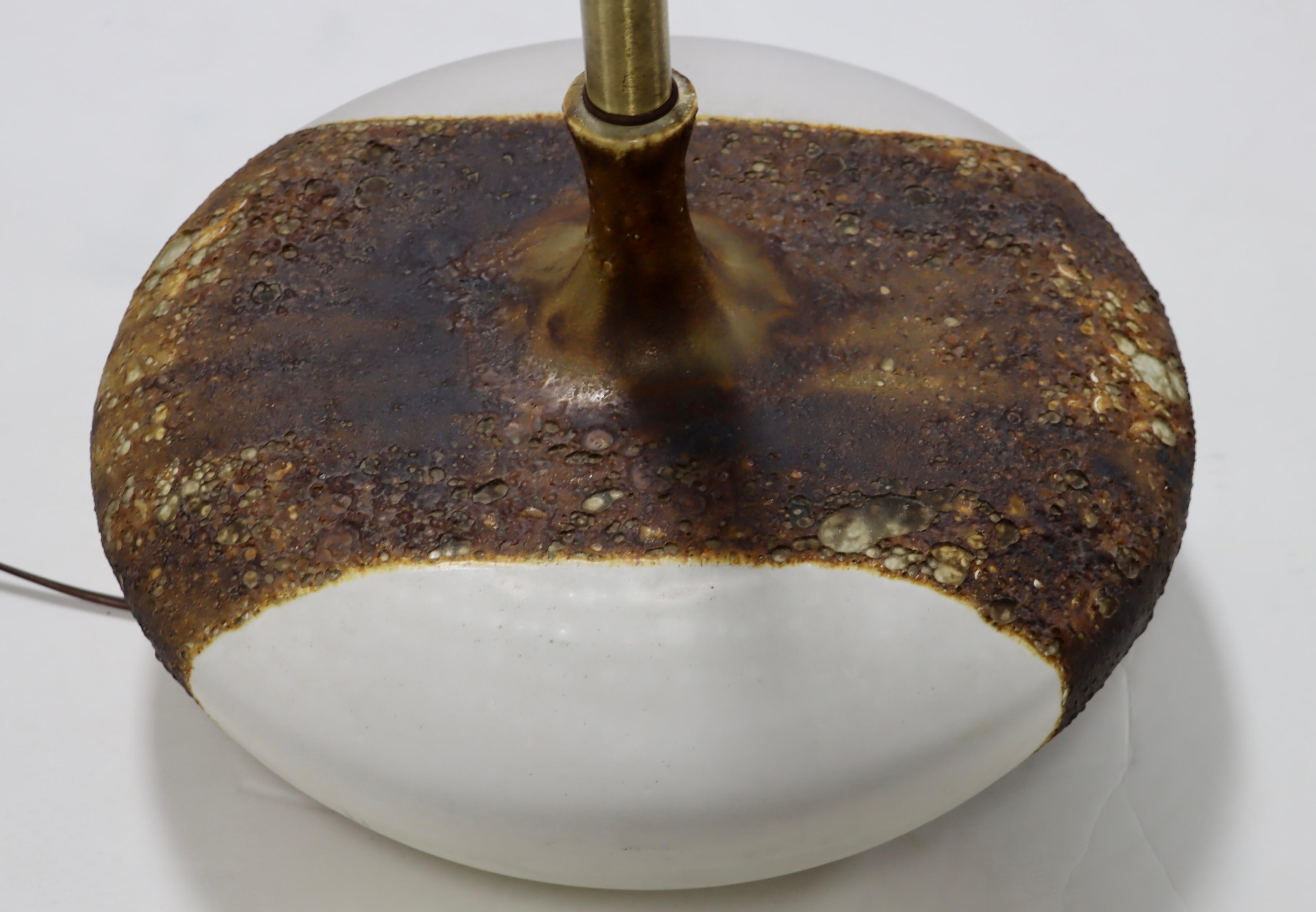 Lampe de table émaillée lave volcanique des années 1960  en vente 1
