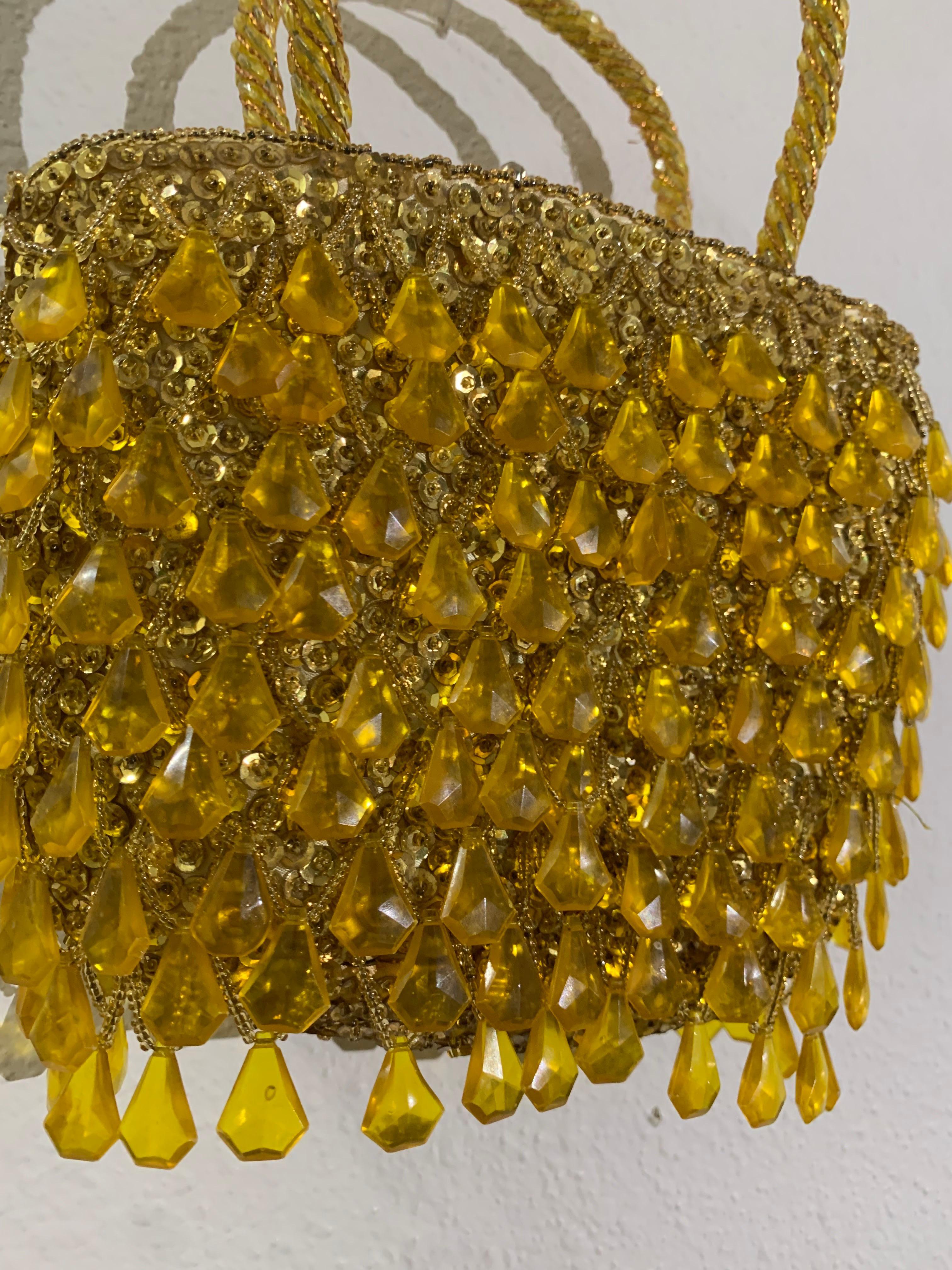 1960s Walborg Daffodil Yellow Faceted Teardrop Beaded & Sequined Basket Bag For Sale 1