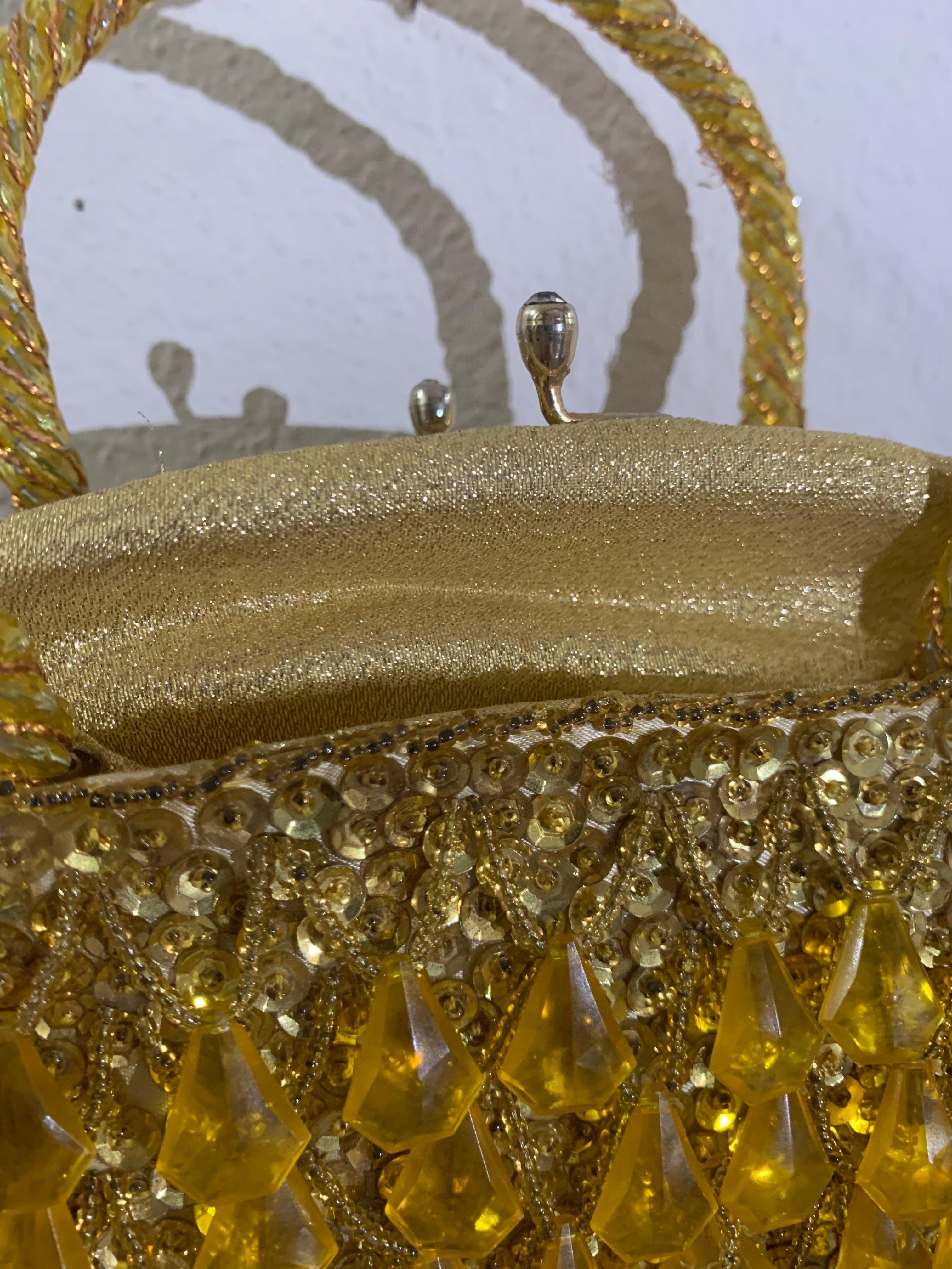 1960s Walborg Daffodil Yellow Faceted Teardrop Beaded & Sequined Basket Bag For Sale 4