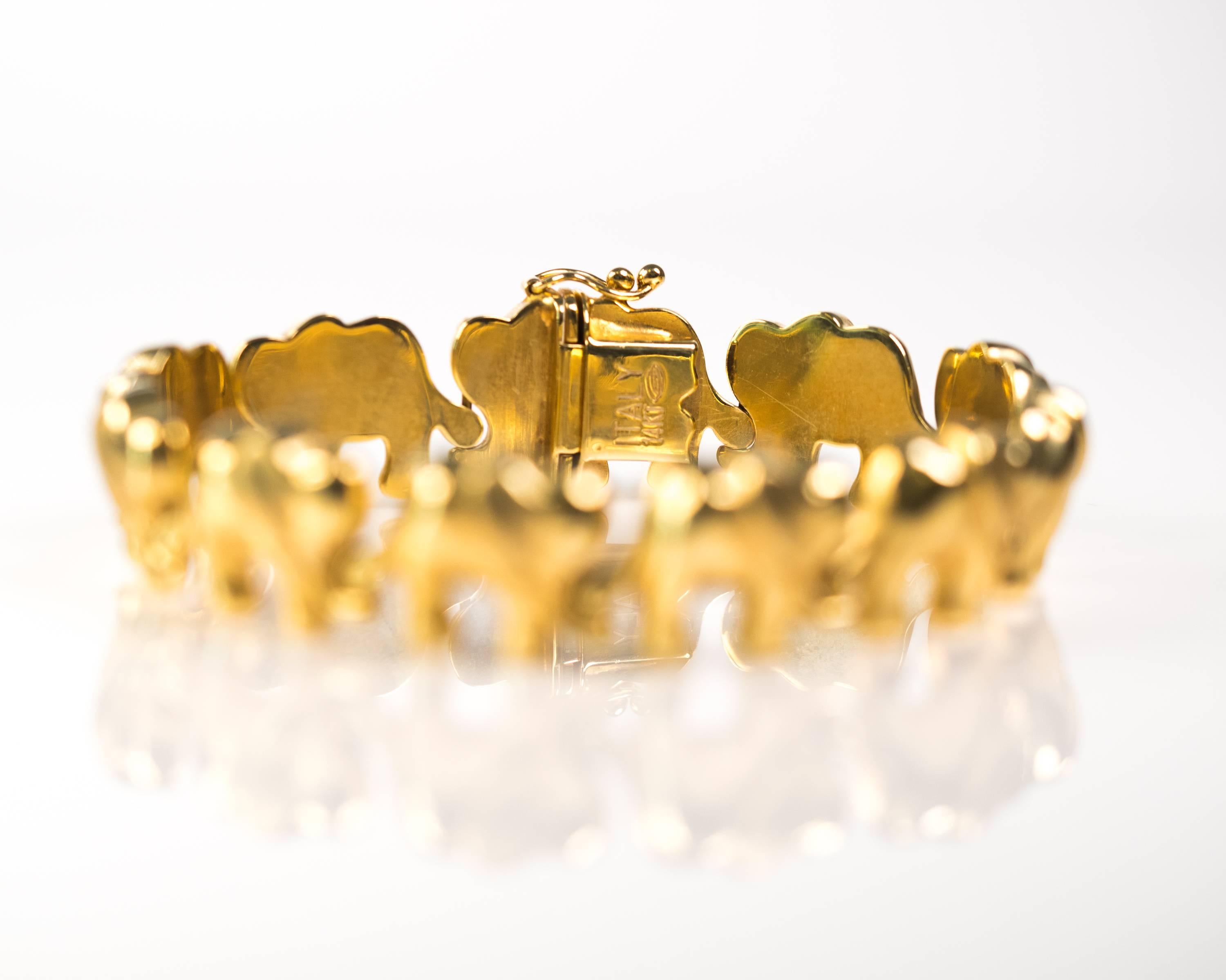 Women's or Men's 1960s Walking Elephant Bracelet, 14 Karat Yellow Gold