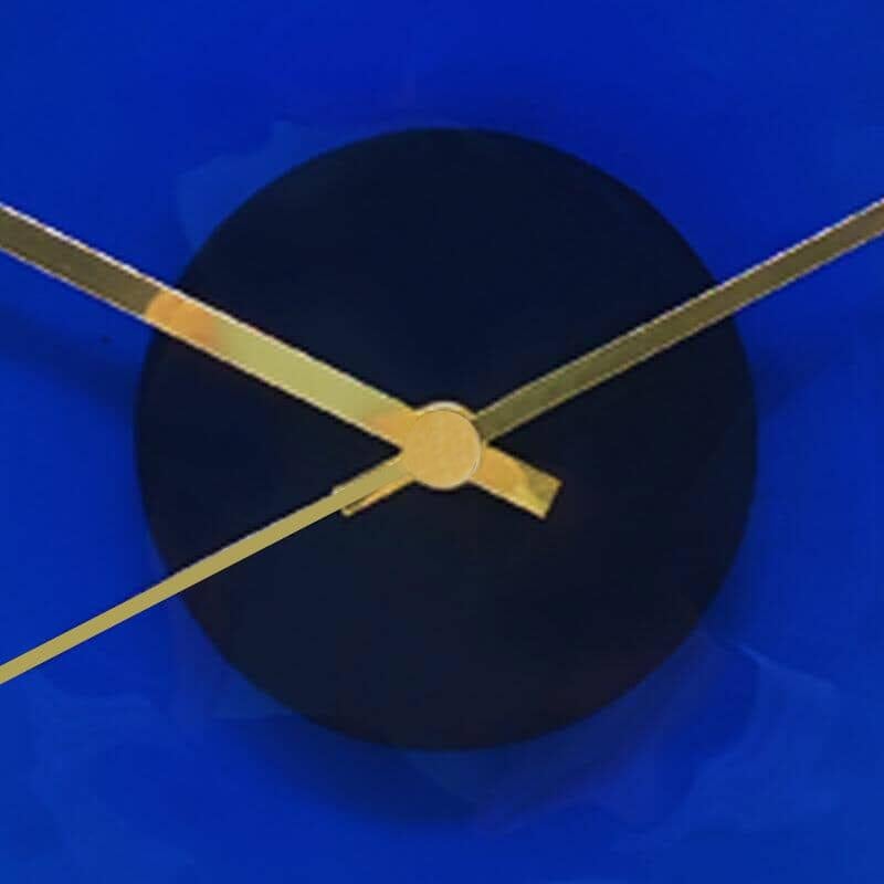 Mid-Century Modern Horloge murale des années 1960 en verre de Murano par Cà Dei Vetrai. Fabriqué en Italie