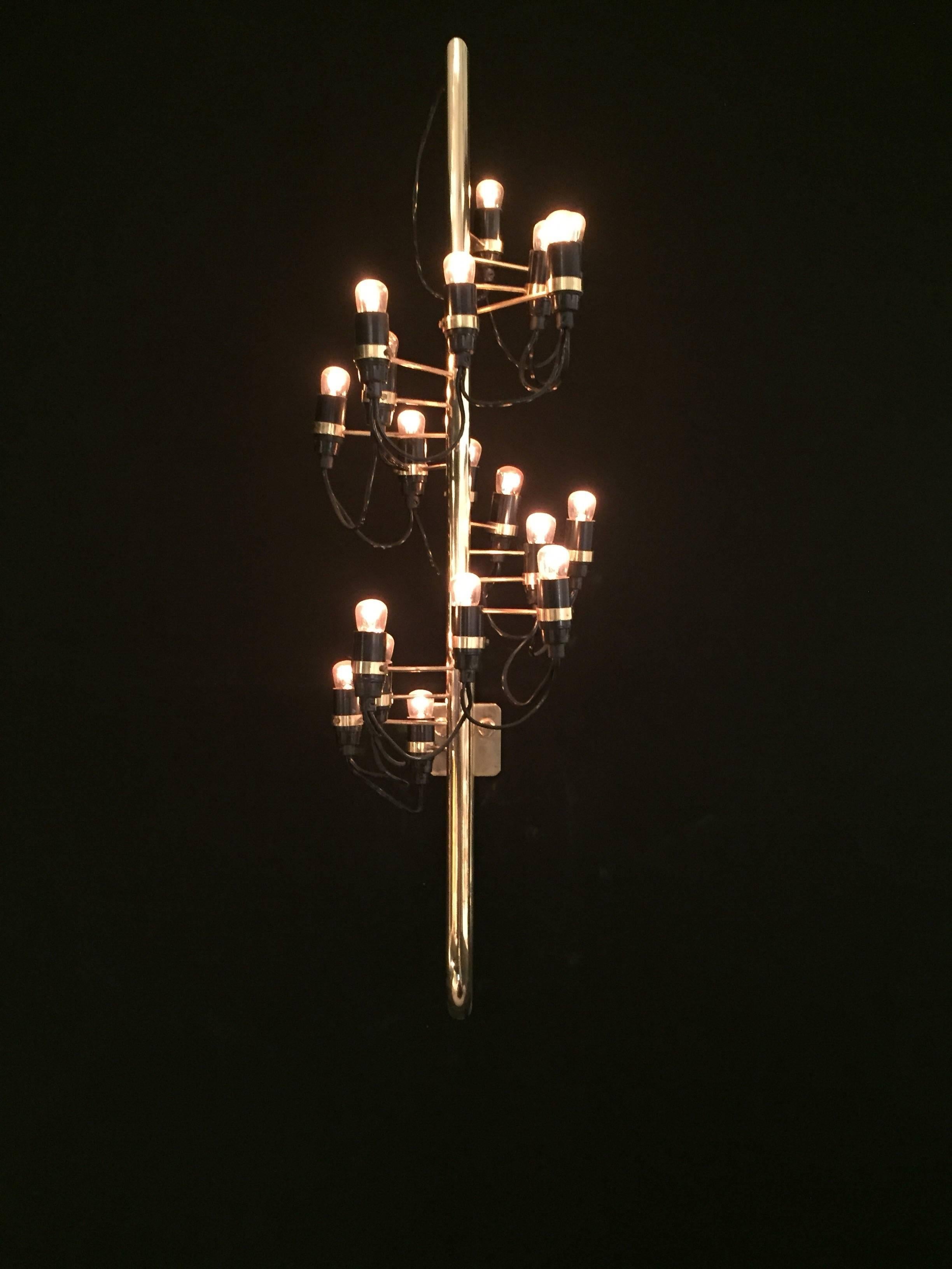 1960s Wall Light by Gino Sarfatti In Good Condition In Saint-Ouen, FR