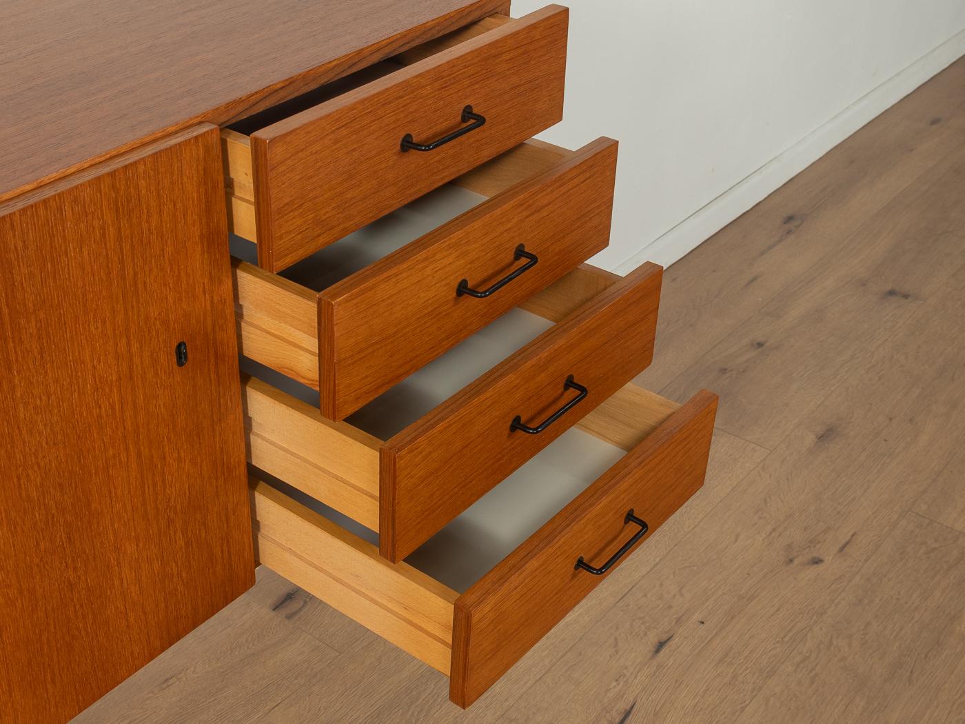 Étagère murale des années 1960, Musterring en vente 3