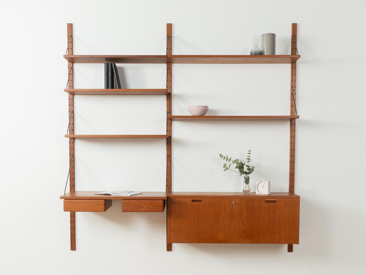 Classic shelving system 