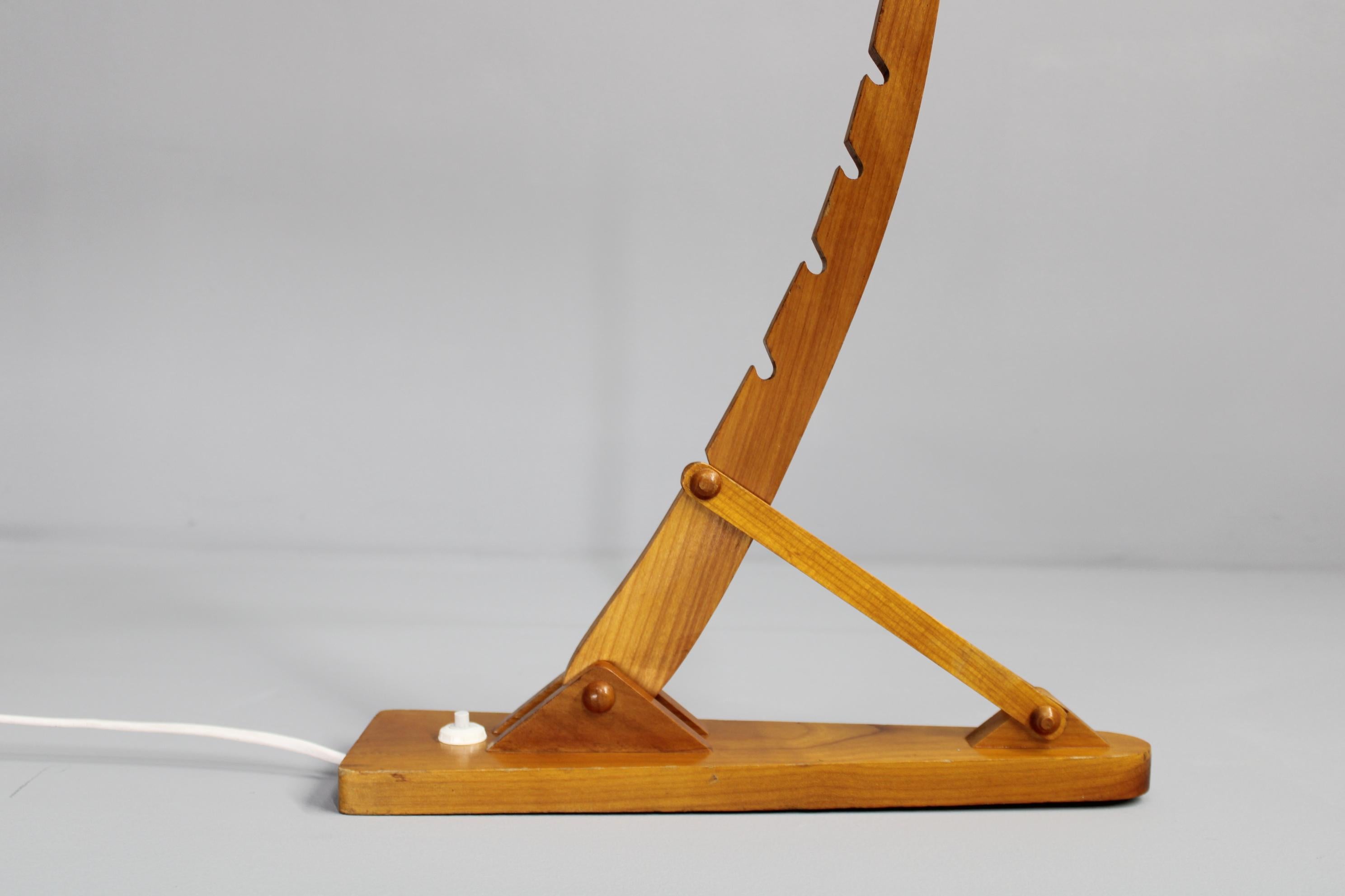 1960s Wall Wooden Lamp by Pokrok Zilina, Czechoslovakia For Sale 4