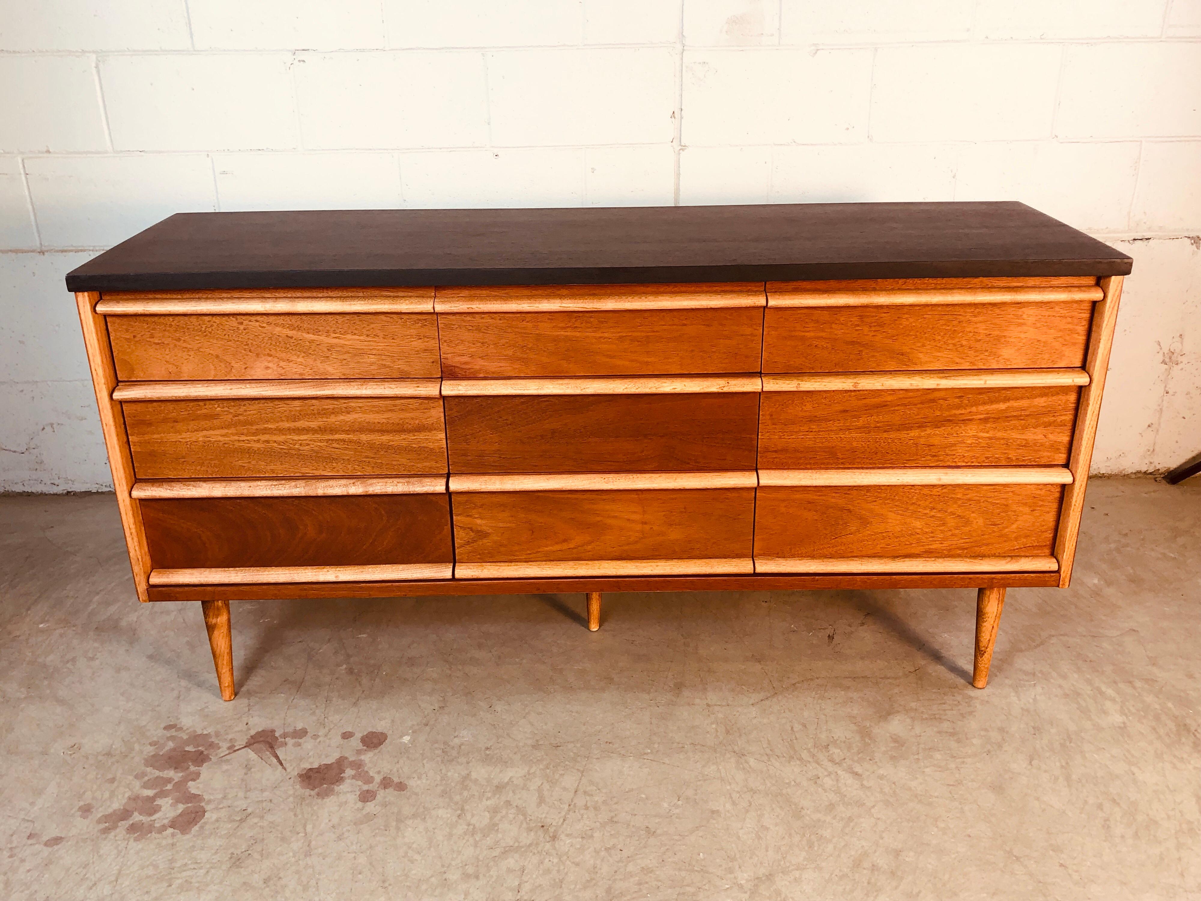 Mid-Century Modern 1960s Walnut and Black Painted 9-Drawer Dresser For Sale