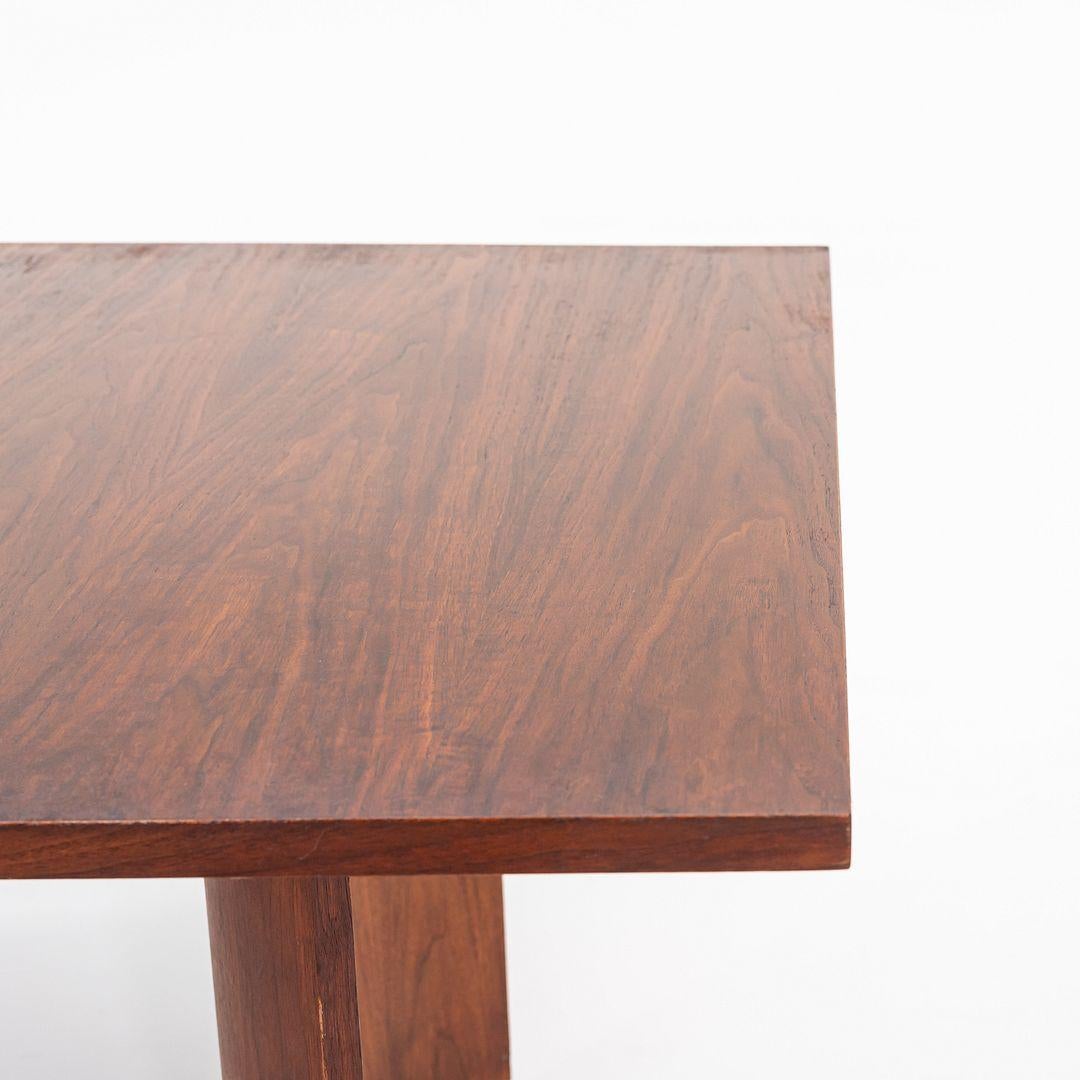 1960s Walnut Dining Table Attributed to Jack Cartwright for Founders, 72-112 For Sale 2
