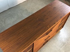 1960s Walnut Dresser by Hooker Furniture